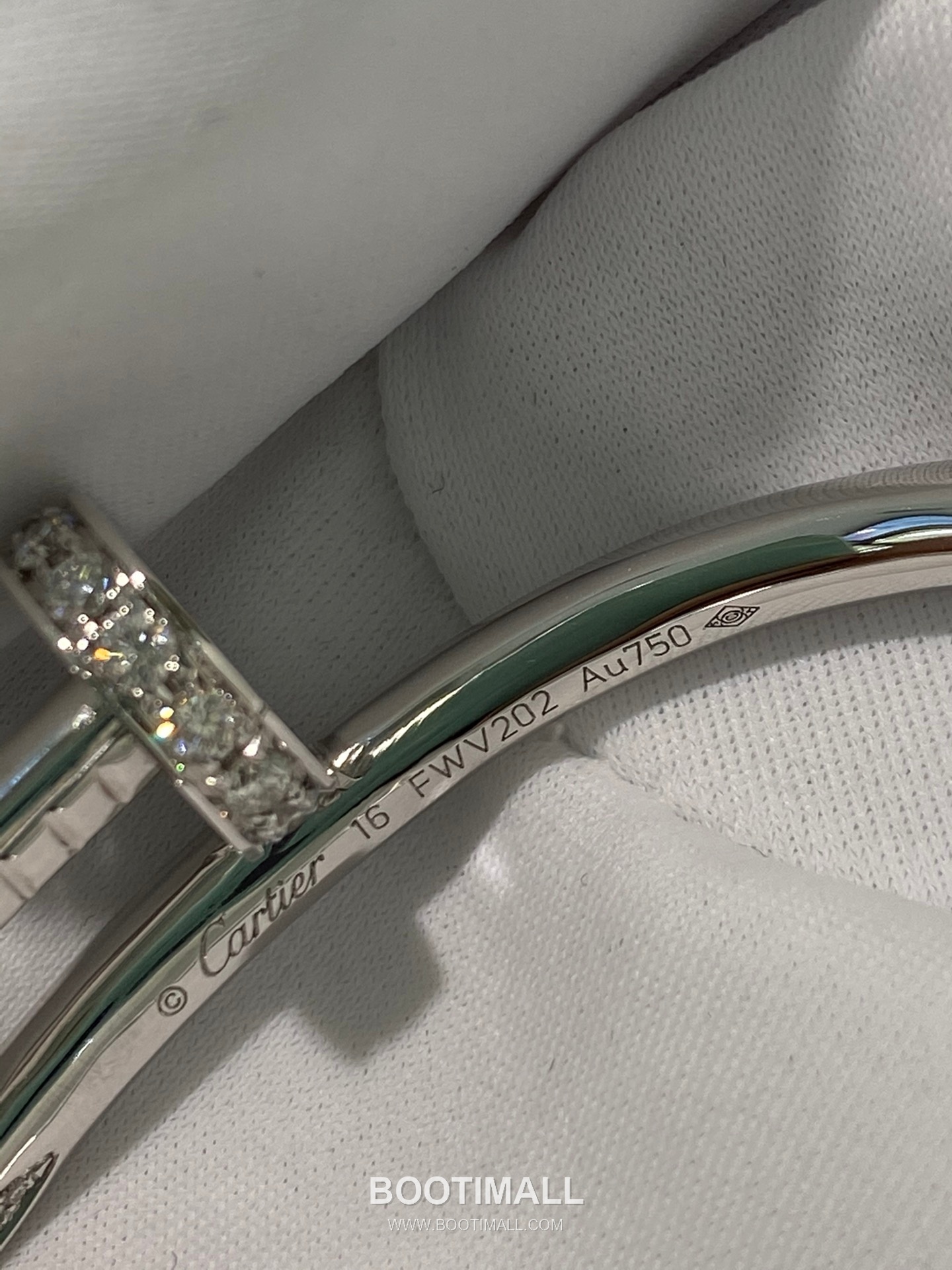 Cartier Nail Bracelet 18K Gold, Diamond Gold 까르띠에 네일 팔찌 18K 골드, 다이아몬드 골드 30