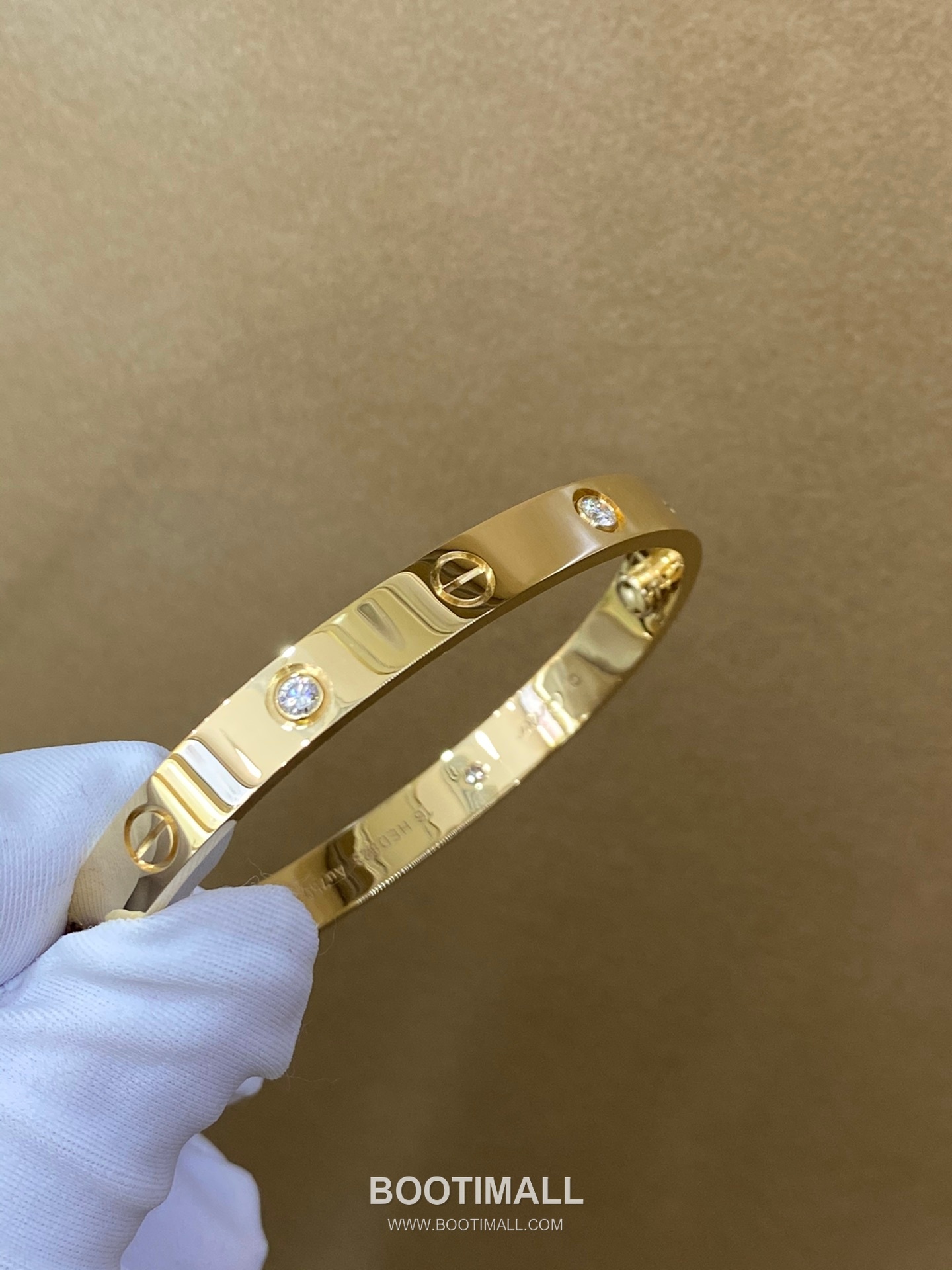 Wide Four Diamond Bracelet 18K Gold with Diamonds Gold 넓은 네 돌 팔찌 18K 골드, 다이아몬드 골드 11