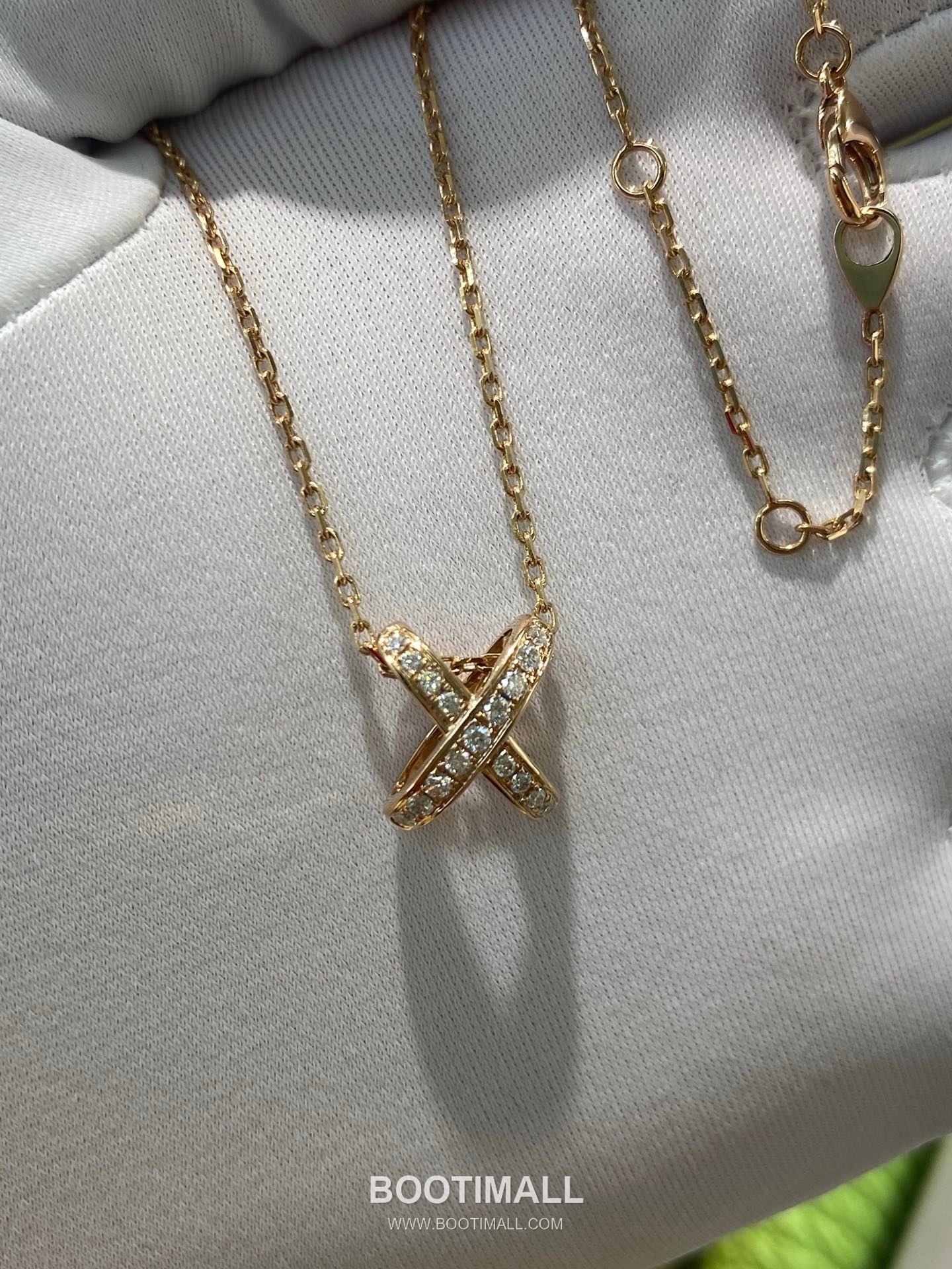 Chaumet Huan Yuan Pendant 18K Gold, Diamond Gold Necklace 환연 목걸이 18K 골드, 다이아몬드 골드 17