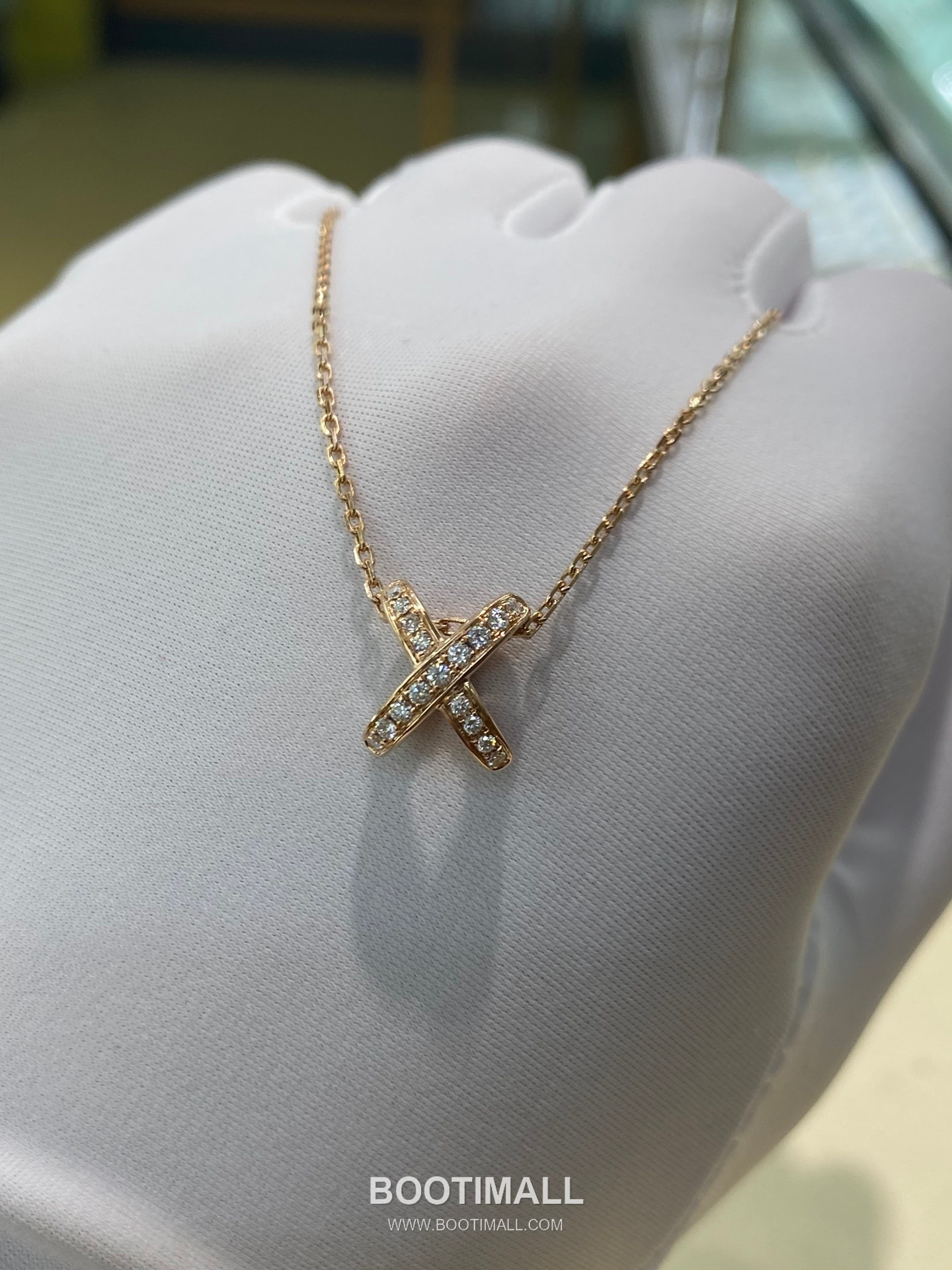 Chaumet Huan Yuan Pendant 18K Gold, Diamond Gold Necklace 환연 목걸이 18K 골드, 다이아몬드 골드 19