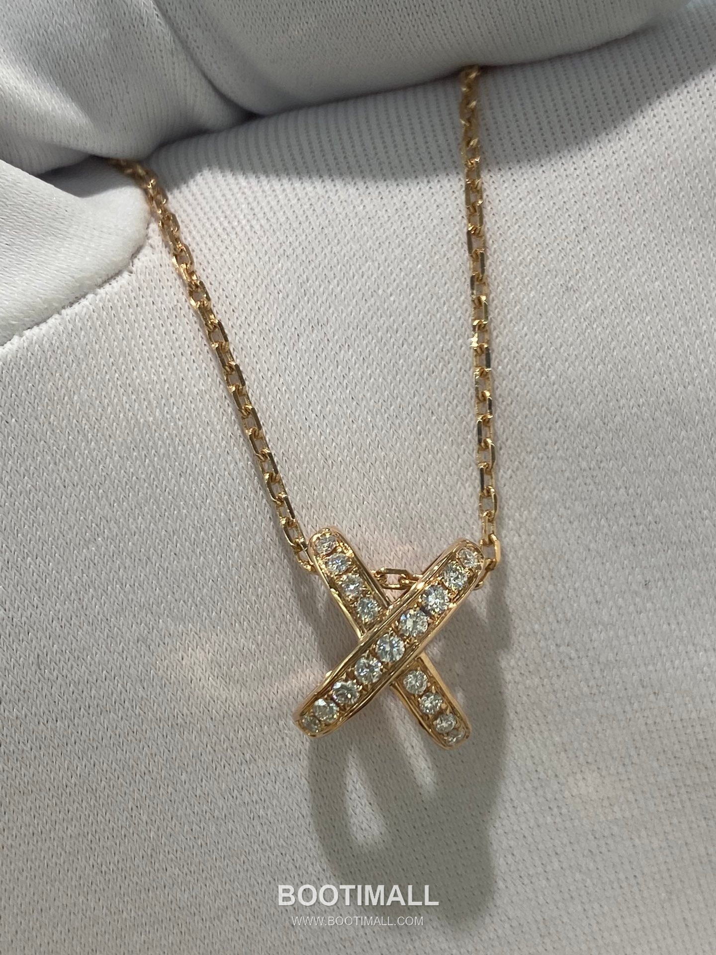Chaumet Huan Yuan Pendant 18K Gold, Diamond Gold Necklace 환연 목걸이 18K 골드, 다이아몬드 골드 20
