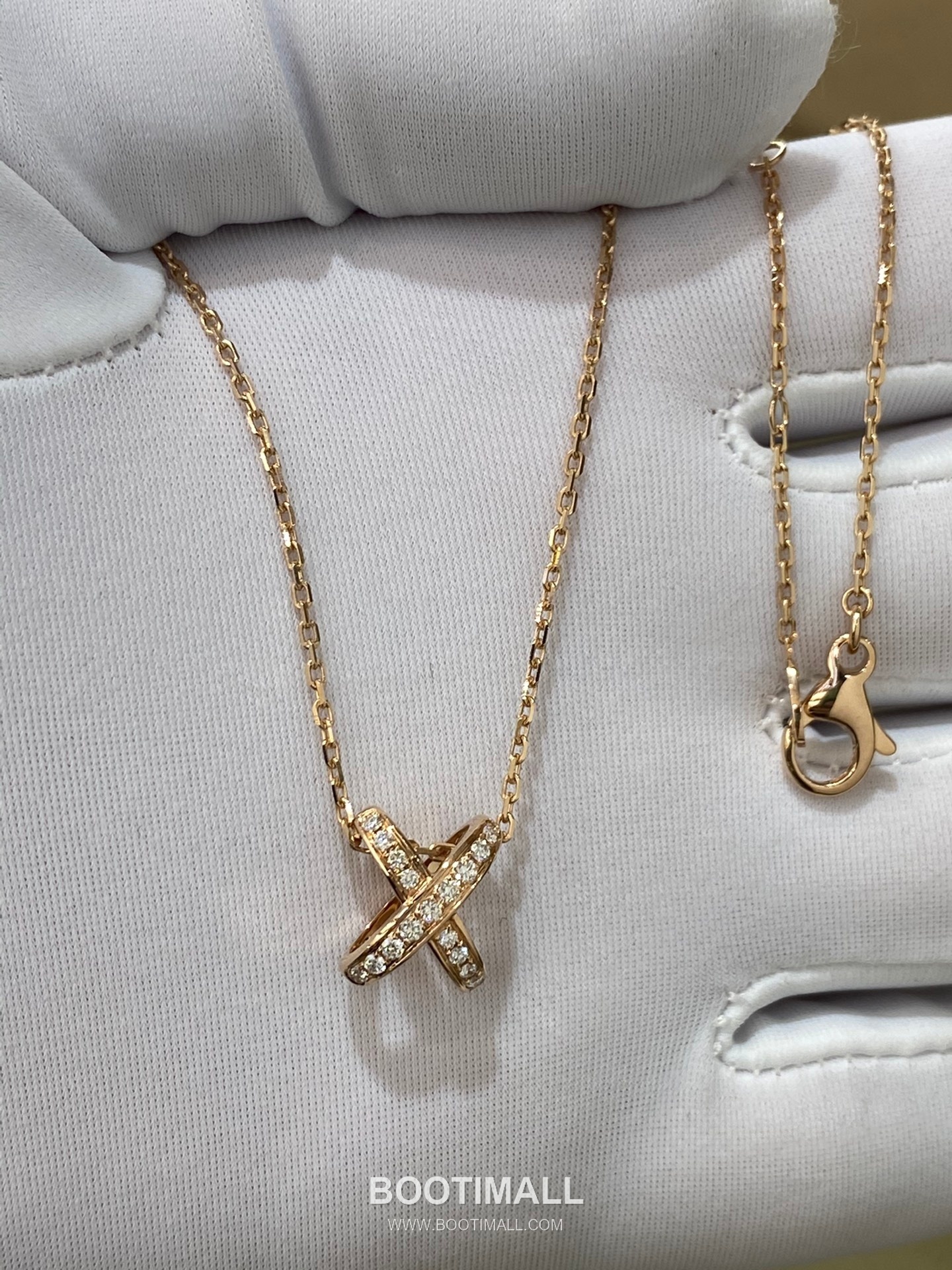 Chaumet Huan Yuan Pendant 18K Gold, Diamond Gold Necklace 환연 목걸이 18K 골드, 다이아몬드 골드 21