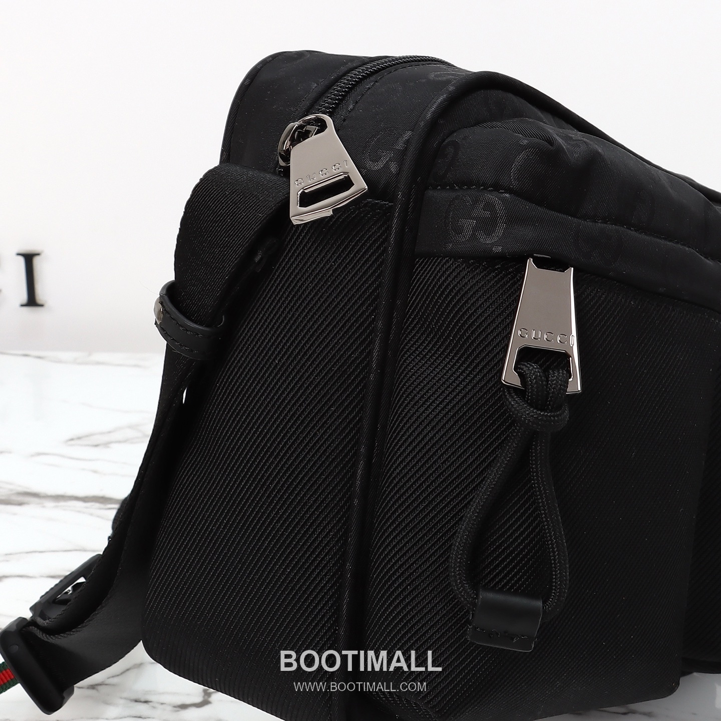 Gucci Shoulder Bag Cowhide Leather Black 구찌 숄더백 소가죽 블랙 24.5cm 4