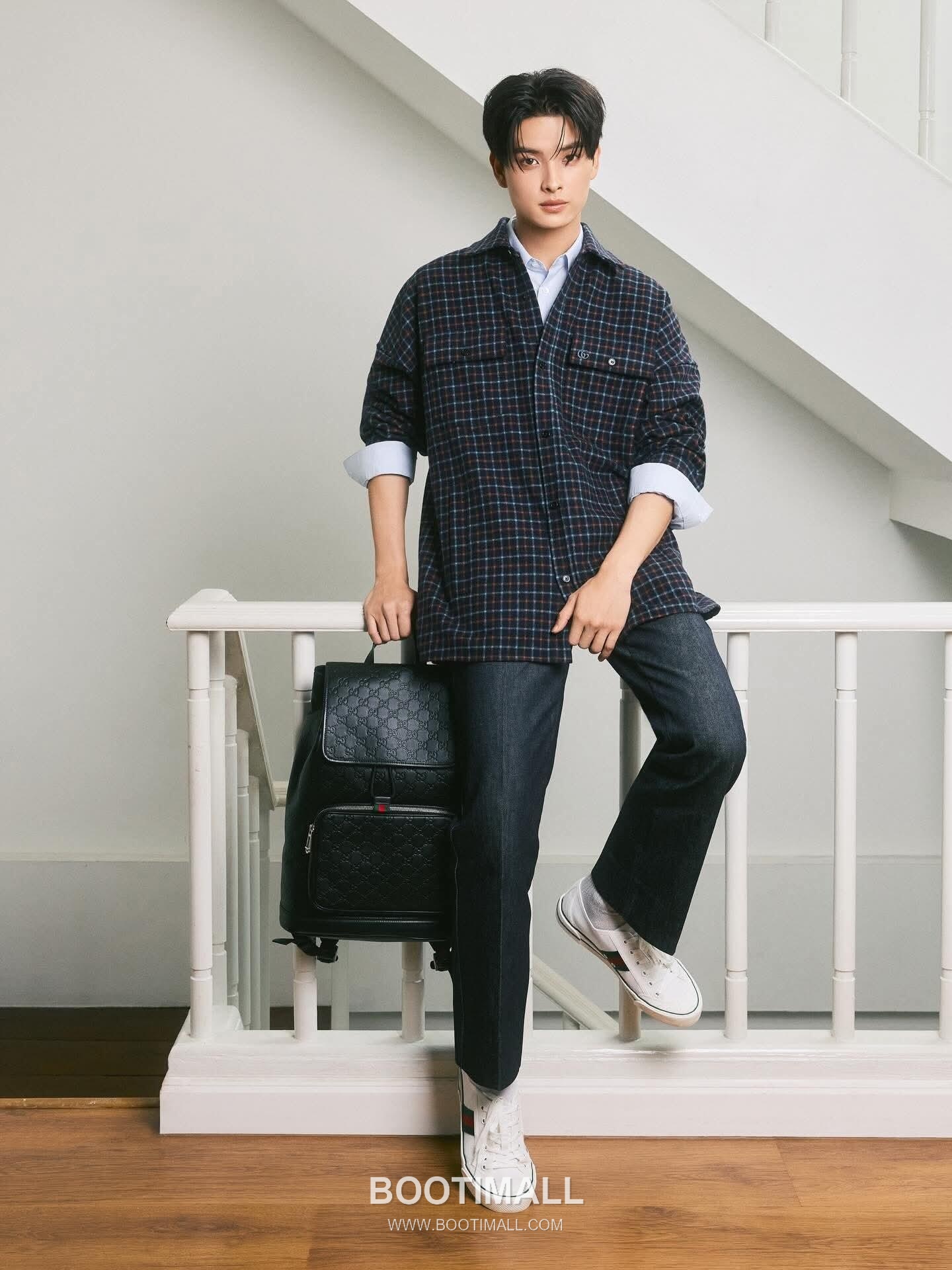 Gucci GG Embossed Backpack Leather Black 구찌 GG 엠보스 백팩 가죽 블랙 42cm 4