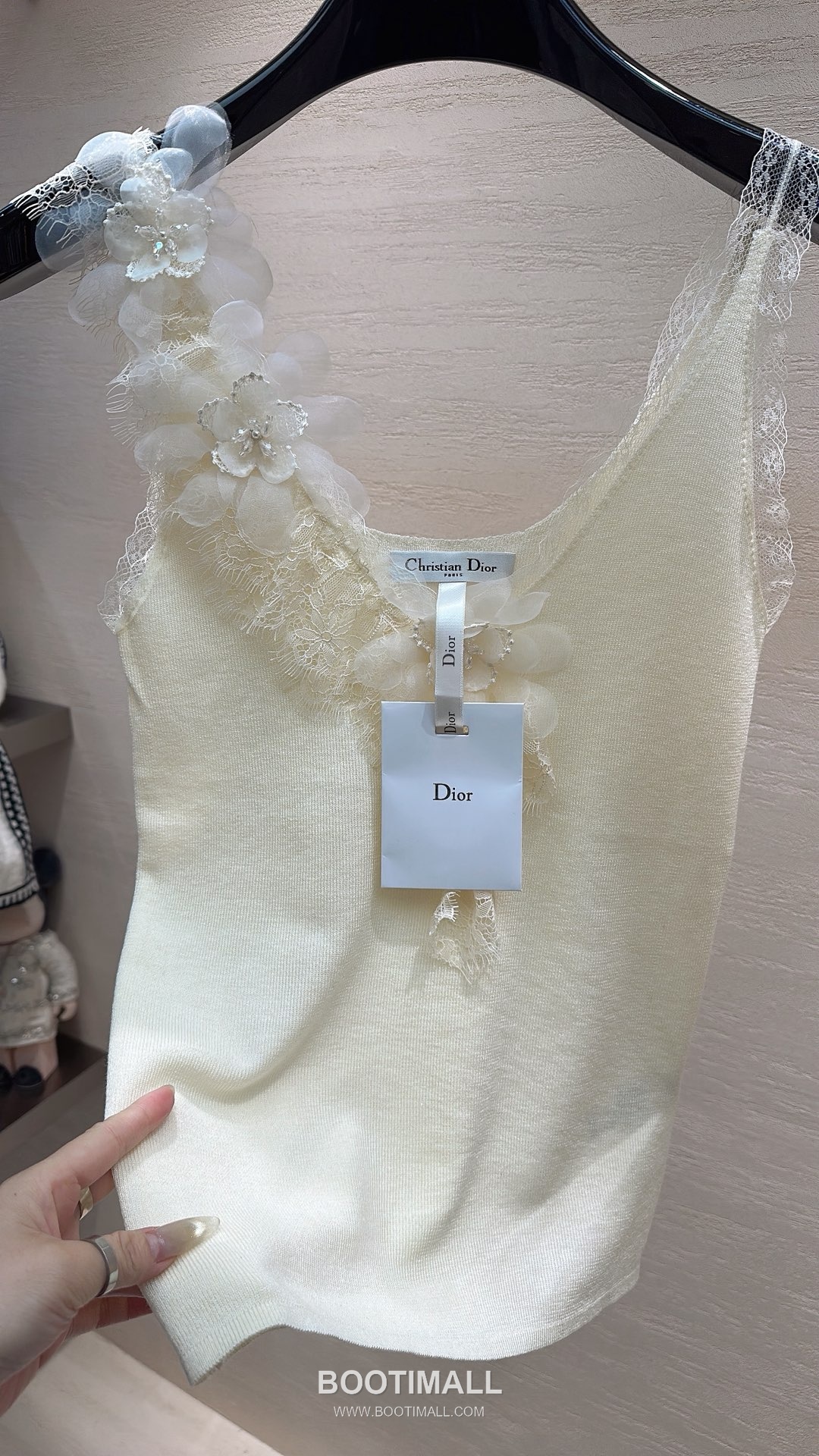 Dior Asymmetric Strap Cami Merino Wool Black Camisole 디올 비대칭 스트랩 캐미솔 메리노 울 블랙 2