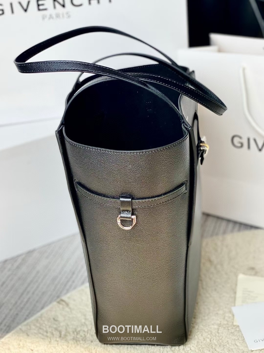 Givenchy Voyou Tote Calfskin Leather Silver Tote Bag 지방시 보야주 토트 카프스킨 레더 실버 토트백 31cm 9