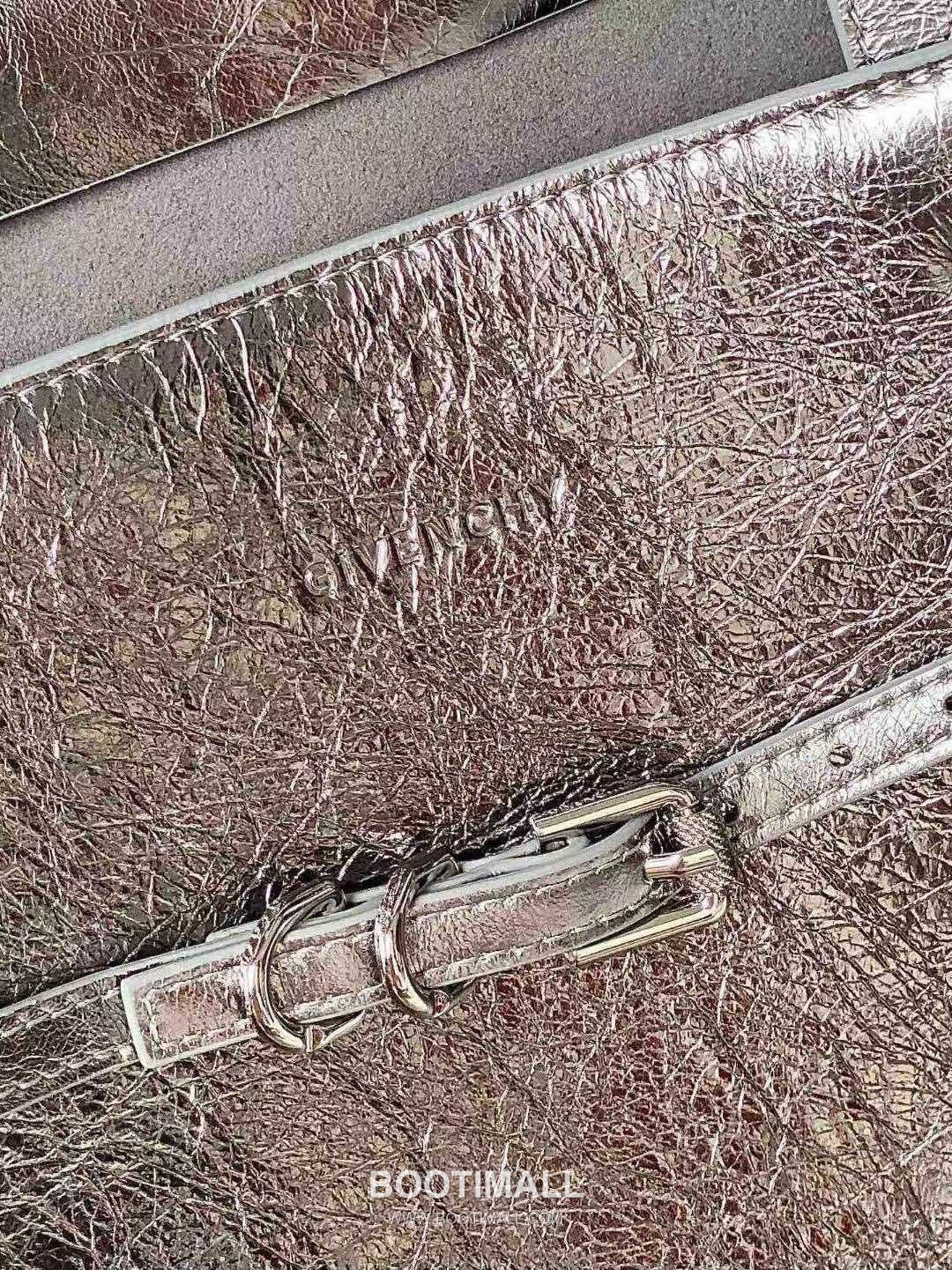 Givenchy Voyou Tote Calfskin Leather Silver Tote Bag 지방시 보야주 토트 카프스킨 레더 실버 토트백 31cm 14