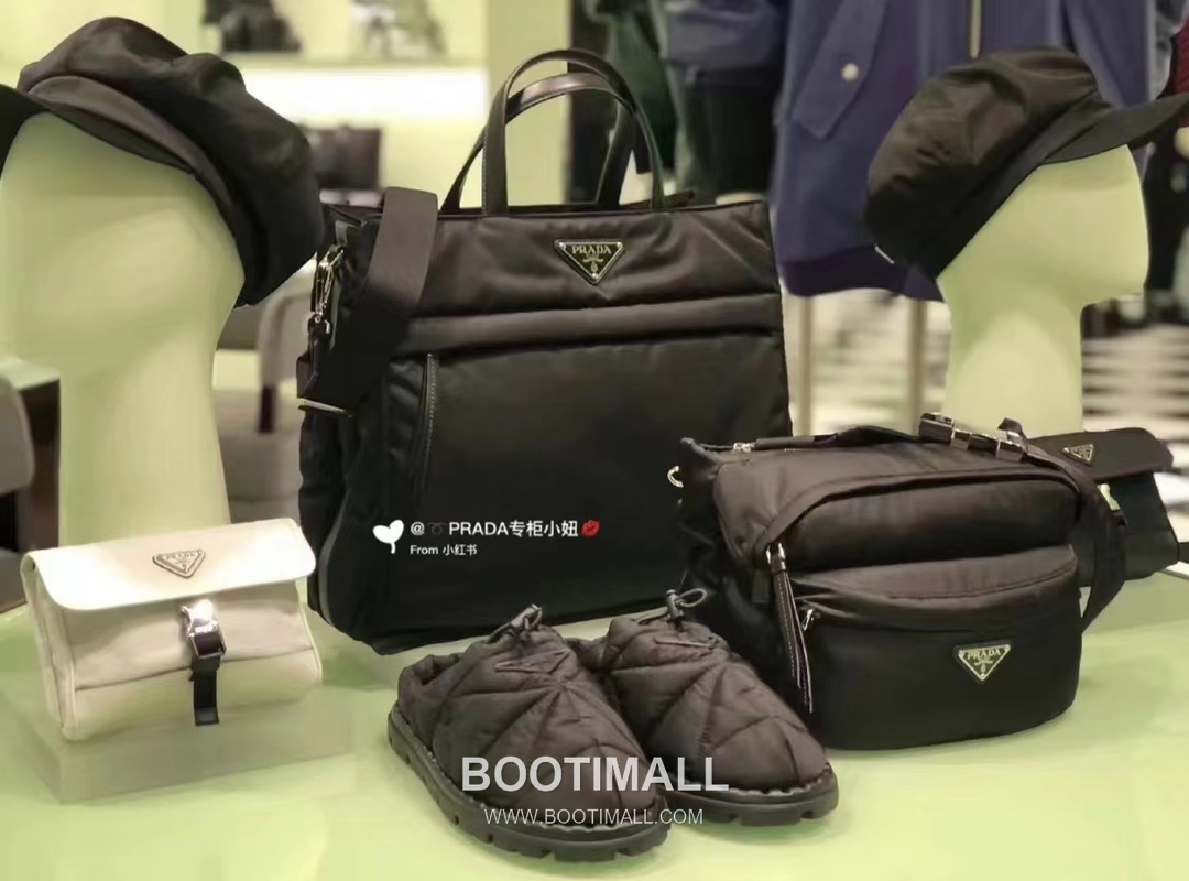 Prada Re-Nylon Tote Bag Recycled Nylon Black 프라다 리-나일론 토트백 2VG076 재생 나일론 블랙 38cm 3