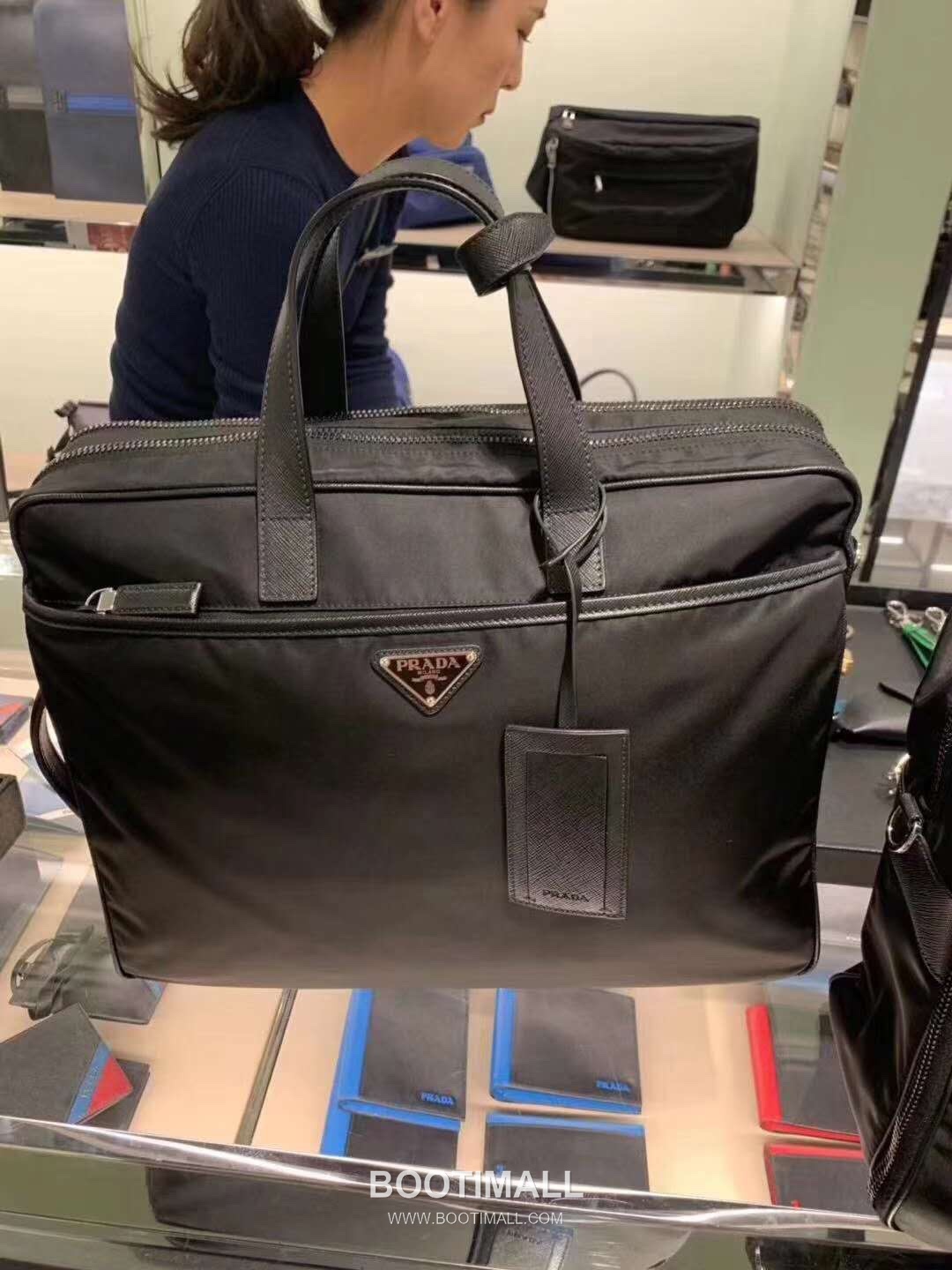 Prada Briefcase Backpack Nylon, Saffiano Leather Black 프라다 2VE015 멀티 브리프케이스 백팩 나일론, 사피아노 레더 블랙 40cm 1