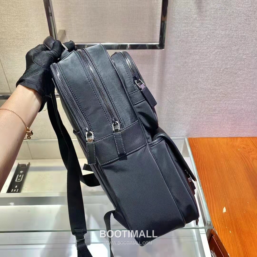 Prada Backpack Fabric with Saffiano Leather Trim Black 프라다 2VZ049 백팩 패브릭 + 사피아노 가죽 트리밍 블랙 38cm 5