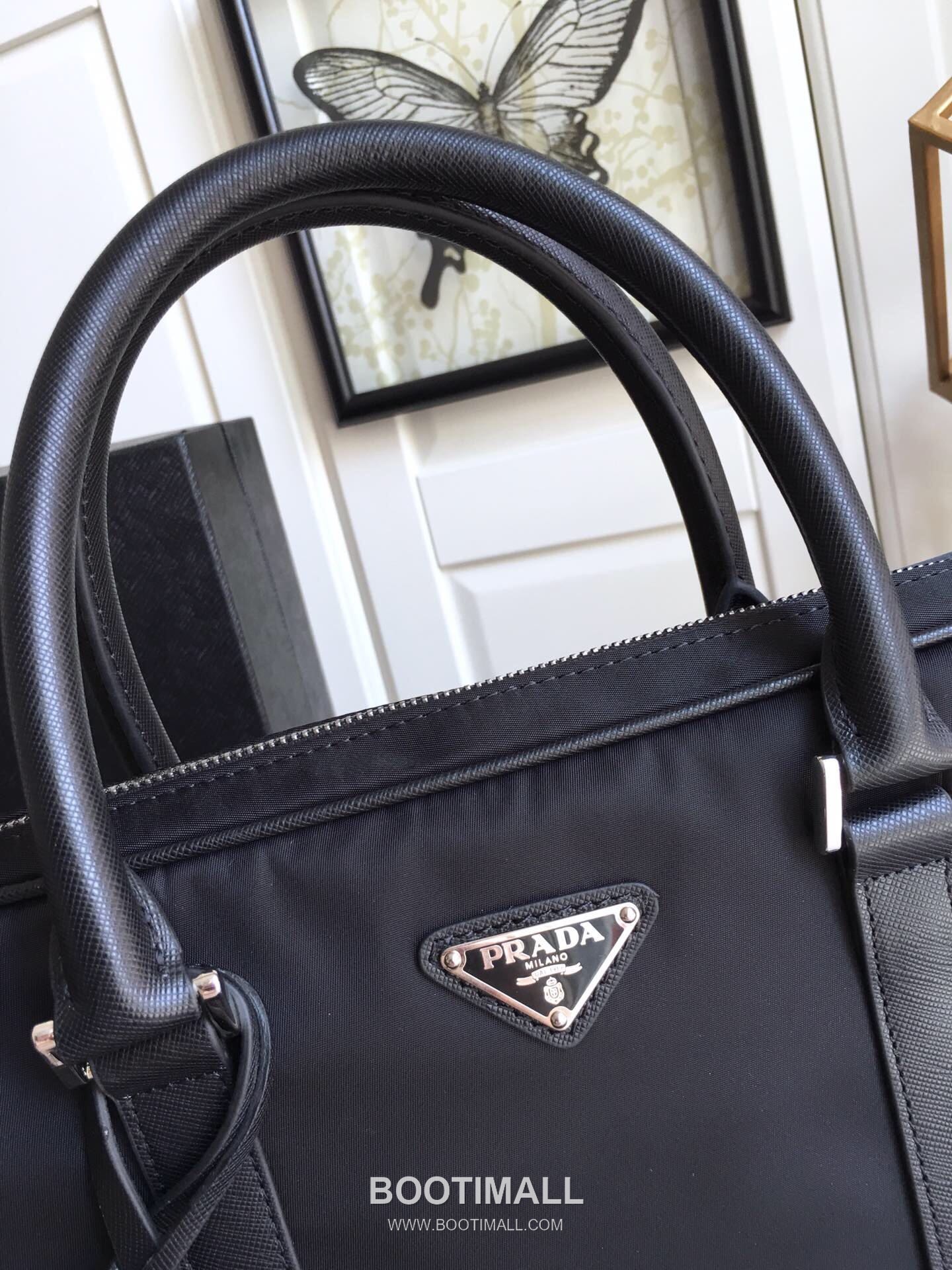 Prada Nylon Briefcase Nylon, Cross-Grain Calfskin Trim Black 프라다 나일론 브리프케이스 2VE871 나일론, 크로스그레인 카프스킨 트리밍 블랙 36cm 5