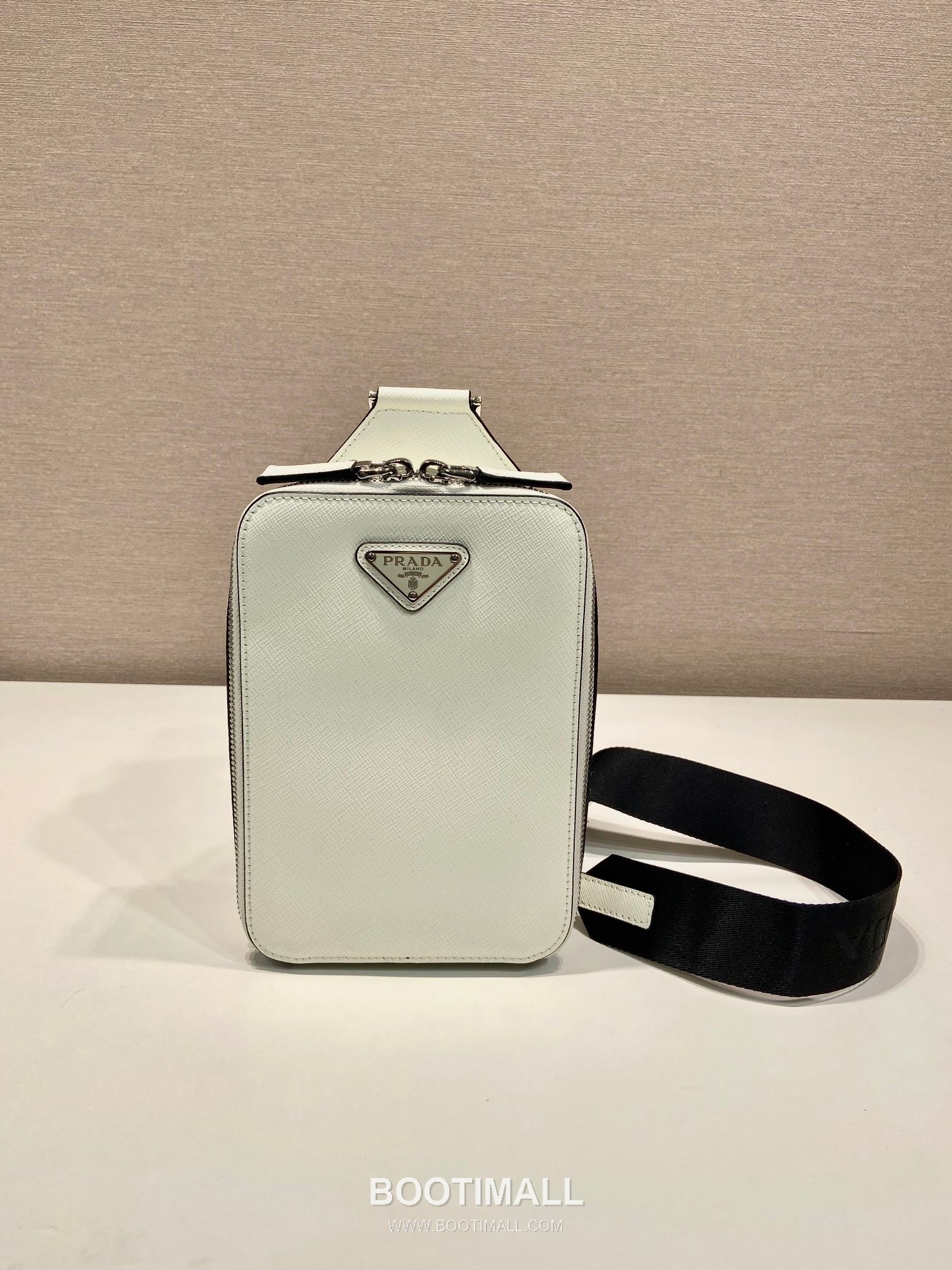 Prada Chest Bag Crossgrain Cowhide Leather New Color 프라다 2VZ106 체스트백 크로스그레인 소가죽 신상 컬러 20cm 5