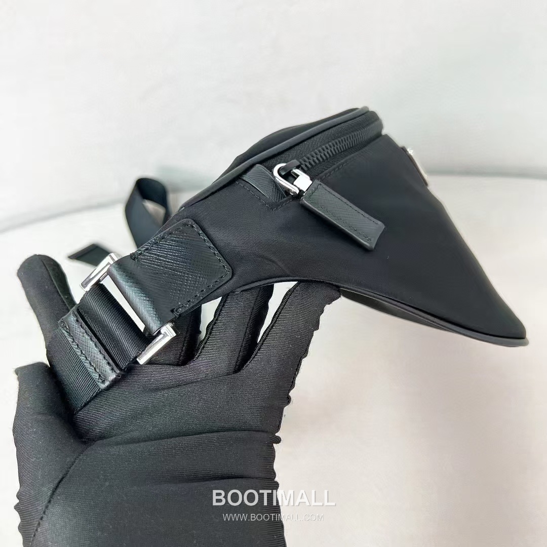 Prada Triangle Logo Nylon Black Belt 프라다 삼각 로고 나일론 블랙 벨트 3