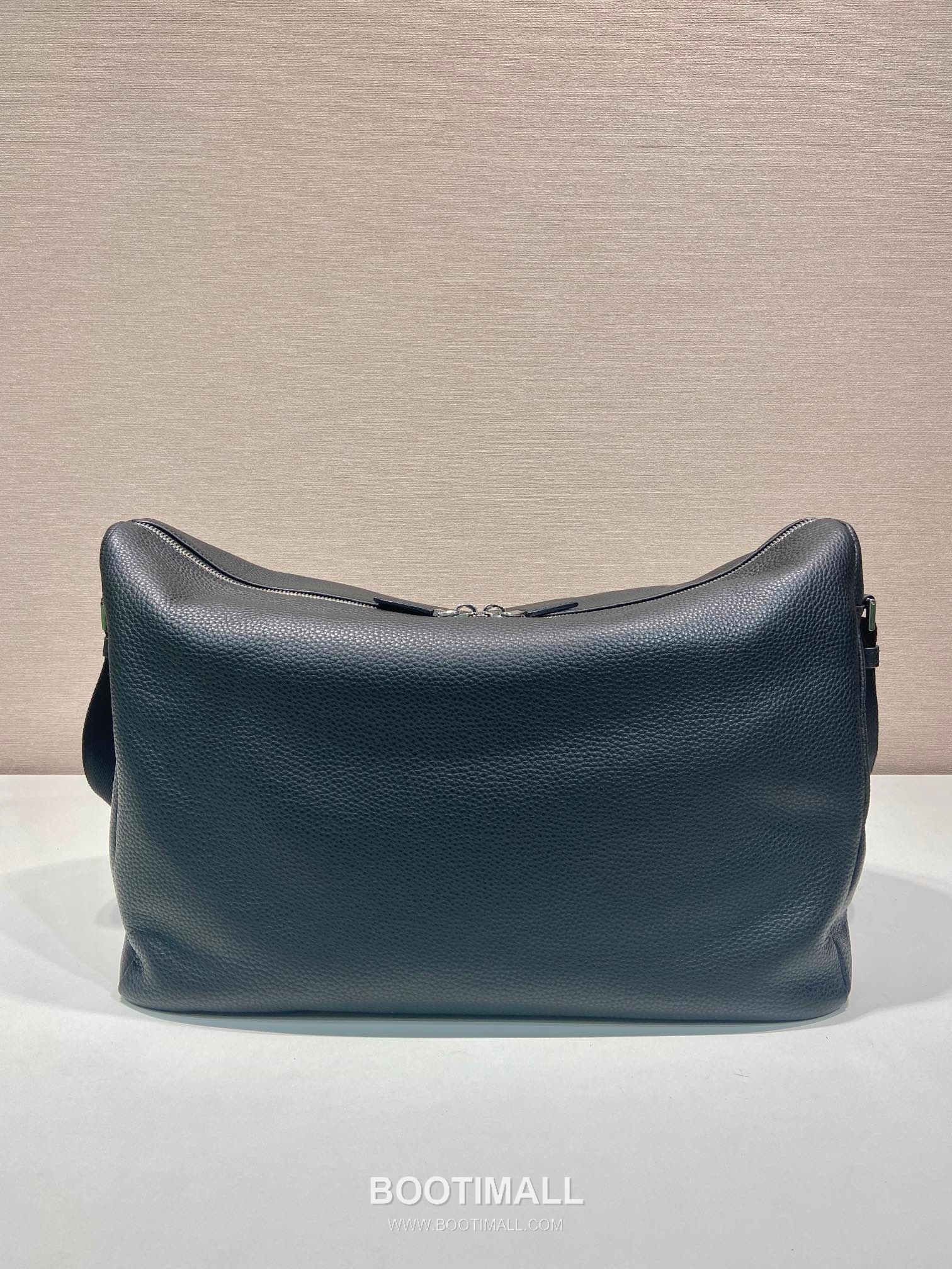 Prada Messenger Bag Leather Black 프라다 2VH185 메신저백 가죽 블랙 43cm 5