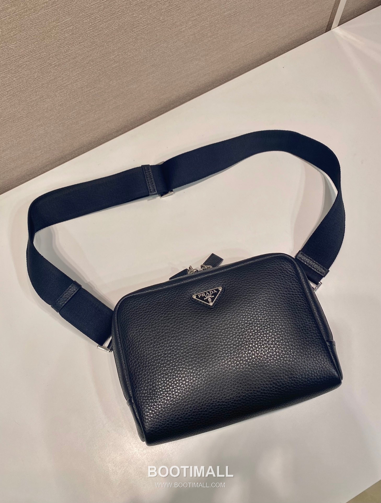 Prada Chest Bag Deerskin Leather Black Crossbody Bag 프라다 2VH181 체스트백 디어스킨 레더 블랙 크로스백 24cm 5