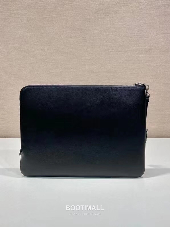 Prada Large Pouch Cross-Grain Calf Leather Black 프라다 2NH023 라지 파우치 크로스그레인 카프스킨 블랙 34cm 6