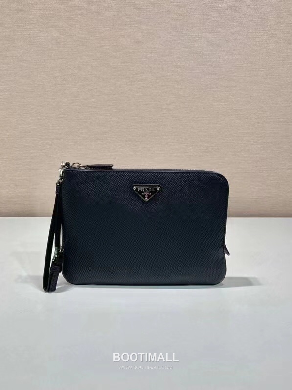 Prada Pouch Cross-Grain Calf Leather Black 프라다 2NH024 스몰 파우치 크로스그레인 카프 레더 블랙 24cm 2