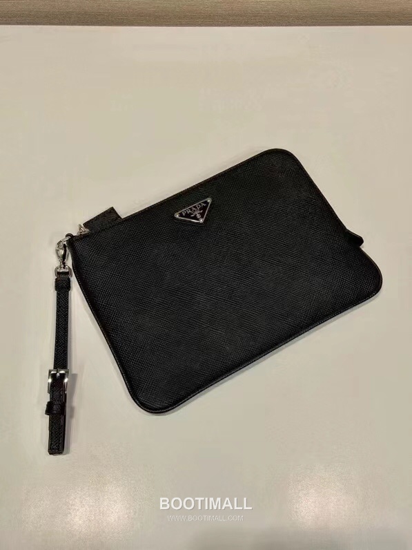 Prada Pouch Cross-Grain Calf Leather Black 프라다 2NH024 스몰 파우치 크로스그레인 카프 레더 블랙 24cm 5