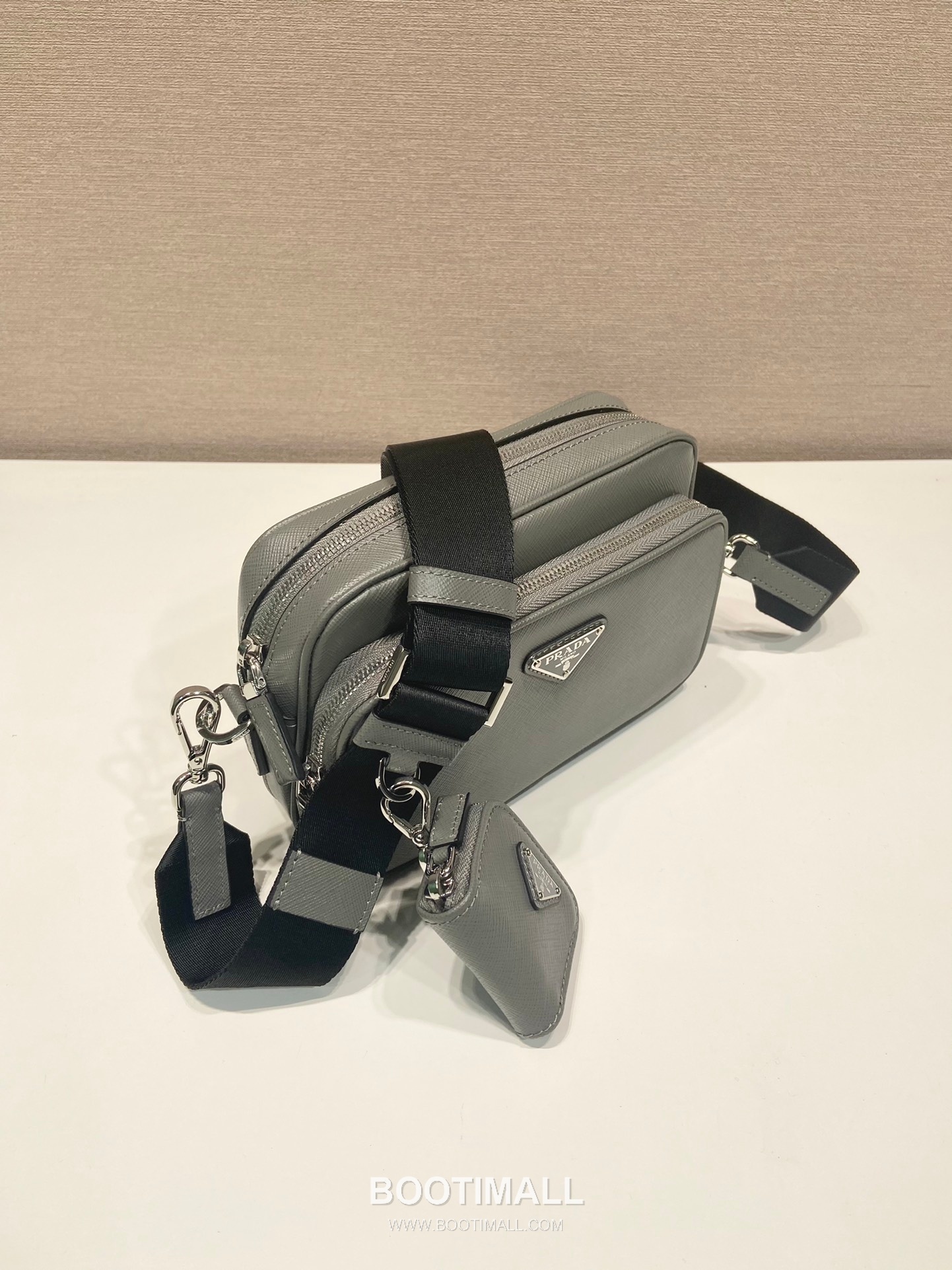 Prada Shoulder Bag Saffiano Leather Black 프라다 2VH170 숄더백 사피아노 레더 블랙 20cm 2