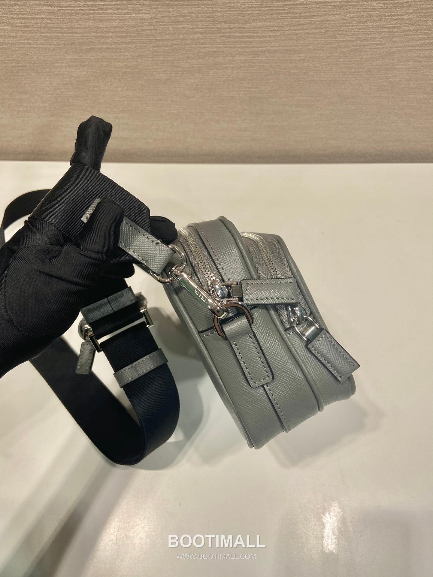 Prada Shoulder Bag Saffiano Leather Black 프라다 2VH170 숄더백 사피아노 레더 블랙 20cm 6