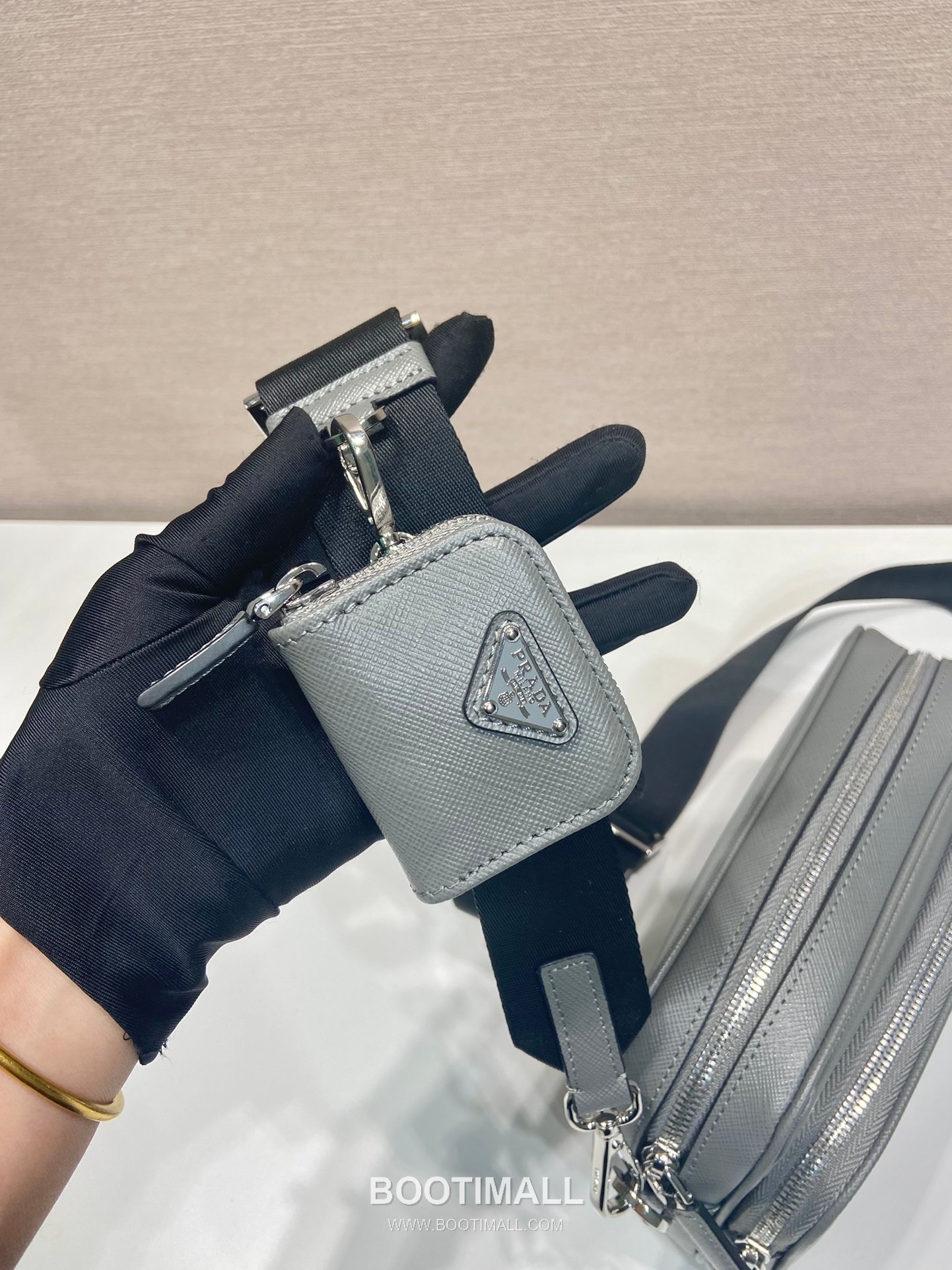 Prada Shoulder Bag Saffiano Leather Black 프라다 2VH170 숄더백 사피아노 레더 블랙 20cm 7