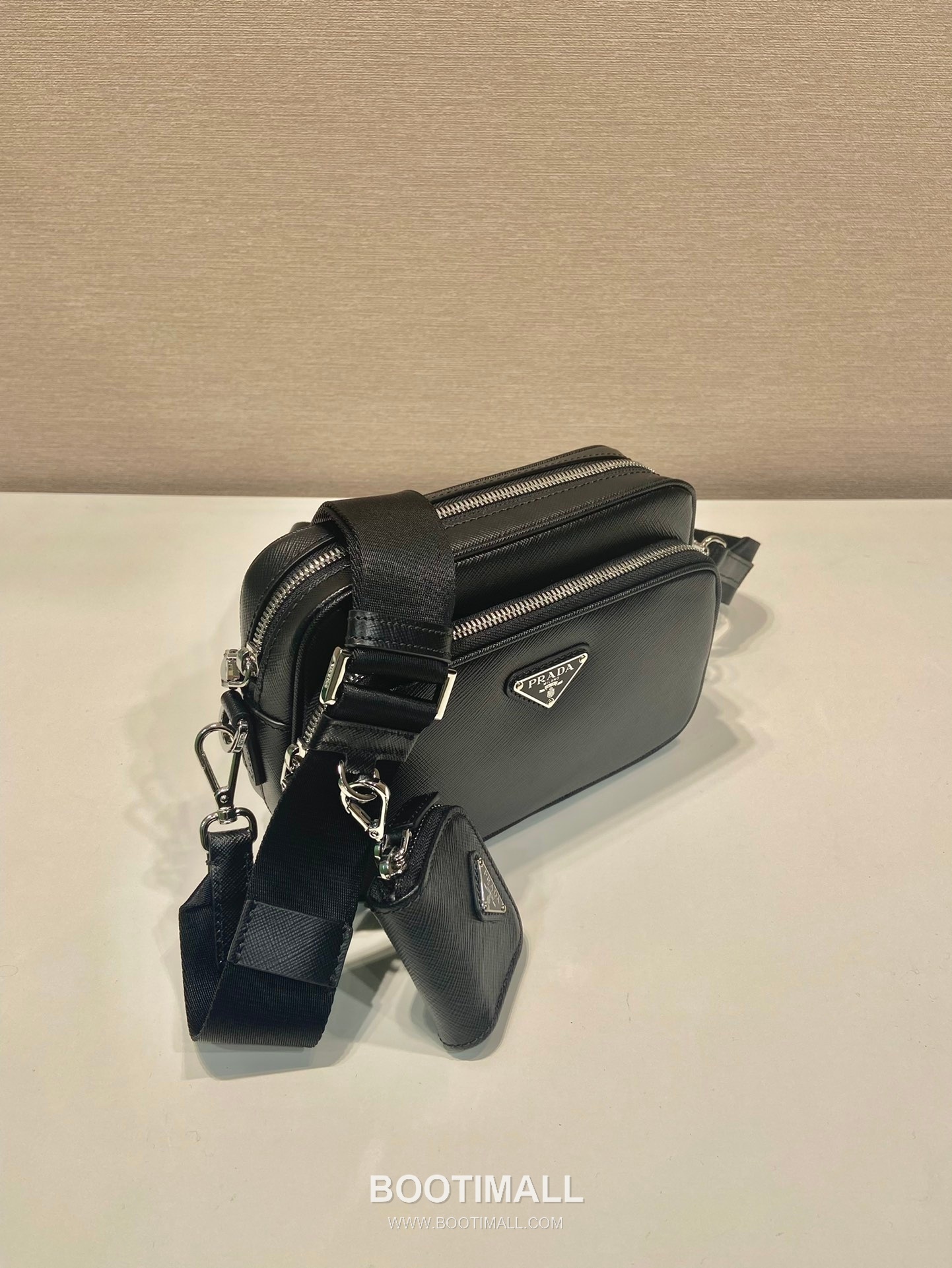 Prada Shoulder Bag Saffiano Leather Black 프라다 2VH170 숄더백 사피아노 레더 블랙 20cm 6