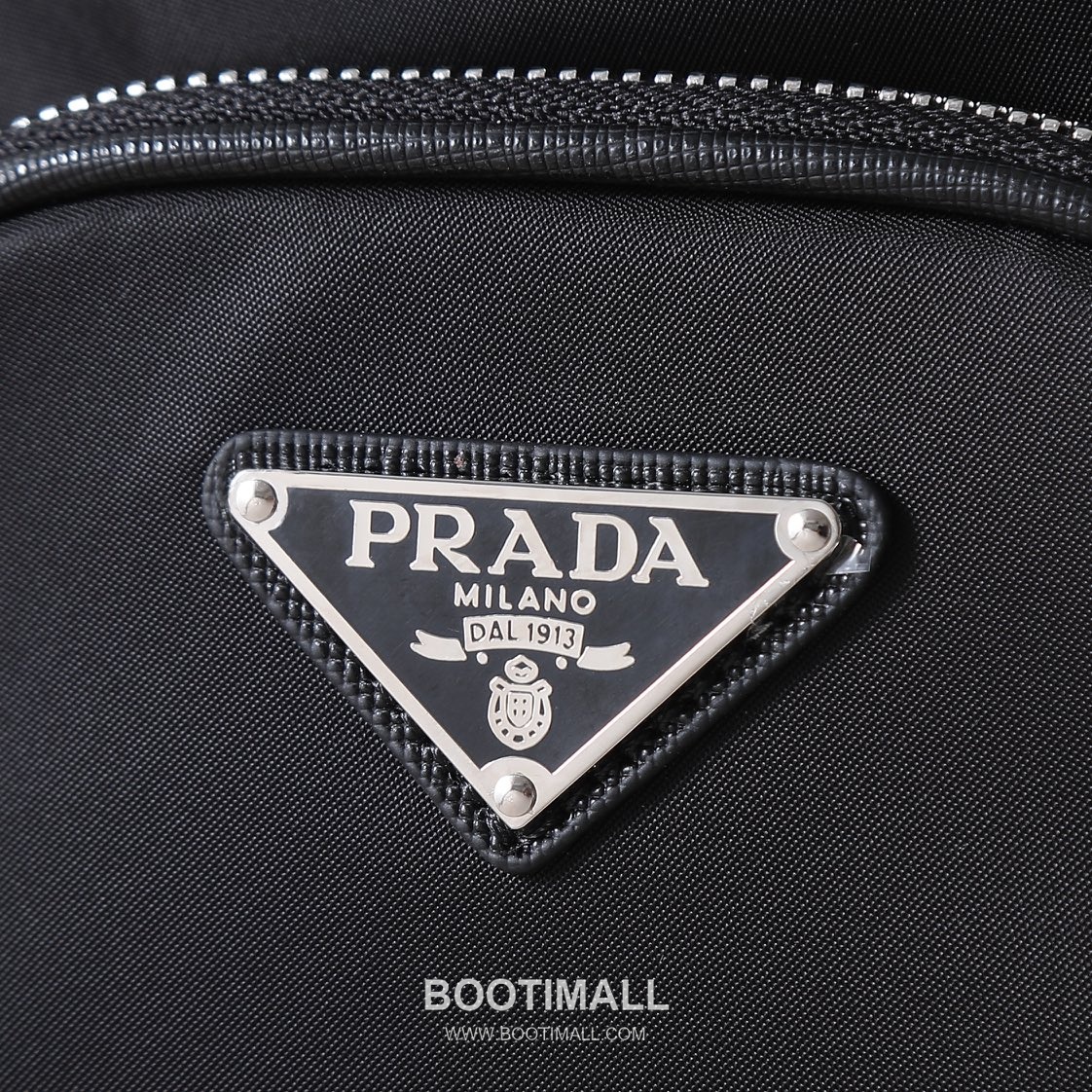 Prada Re-Nylon Phone Case Recycled Nylon Black Phone Bag 프라다 리-나일론 폰 케이스 2ZH155 리사이클 나일론 블랙 폰백 18cm 5