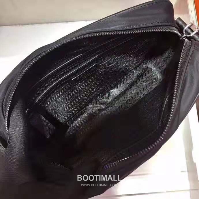 Prada Nylon Bag Nylon with Saffiano Leather Trim Black Crossbody Bag 프라다 2VH048 나일론 백 나일론 + 사피아노 가죽 트리밍 블랙 크로스백 23cm 8