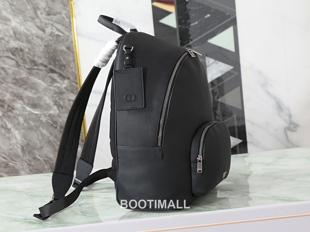 Dior CD Icon Backpack Matte Grained Calfskin Black 디올 CD 아이콘 백팩 1ICBA233ICO 무광 그레인드 카프스킨 블랙 40cm 3