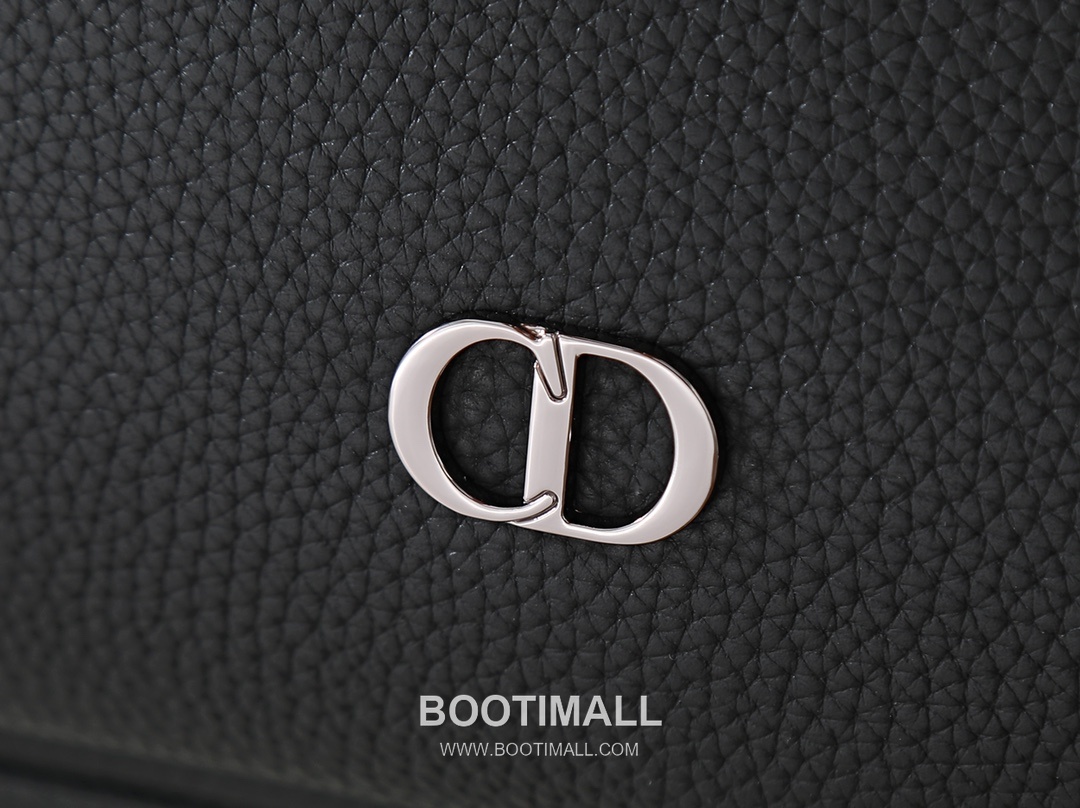 Dior CD Icon Backpack Matte Grained Calfskin Black 디올 CD 아이콘 백팩 1ICBA233ICO 무광 그레인드 카프스킨 블랙 40cm 5