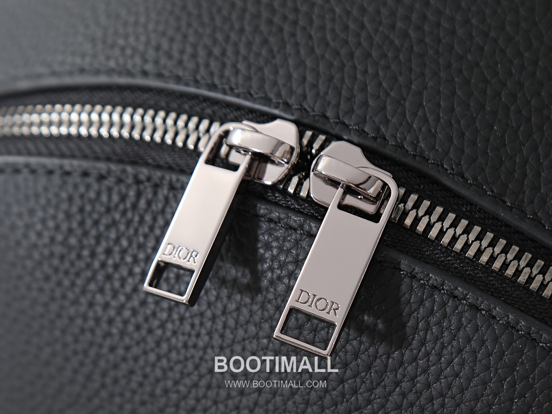 Dior CD Icon Backpack Matte Grained Calfskin Black 디올 CD 아이콘 백팩 1ICBA233ICO 무광 그레인드 카프스킨 블랙 40cm 6