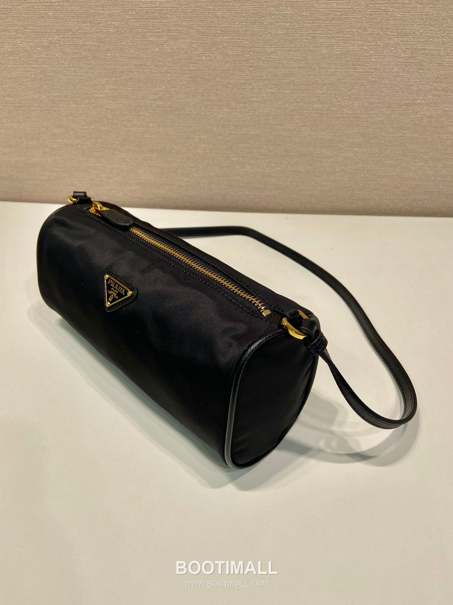 Prada Pouch Re-Nylon Black 프라다 1NE058 파우치 리나일론 블랙 22cm 3