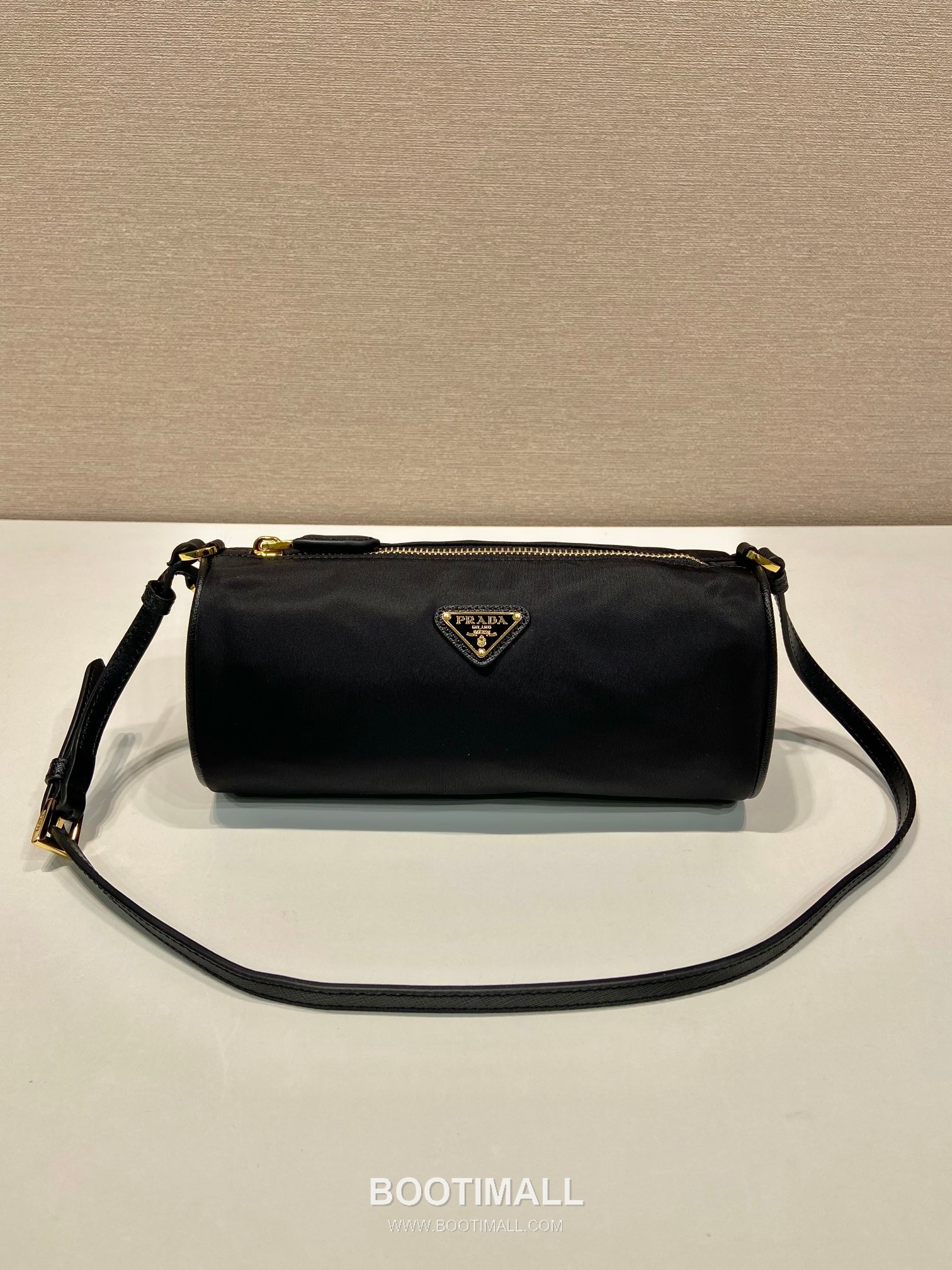 Prada Pouch Re-Nylon Black 프라다 1NE058 파우치 리나일론 블랙 22cm 4