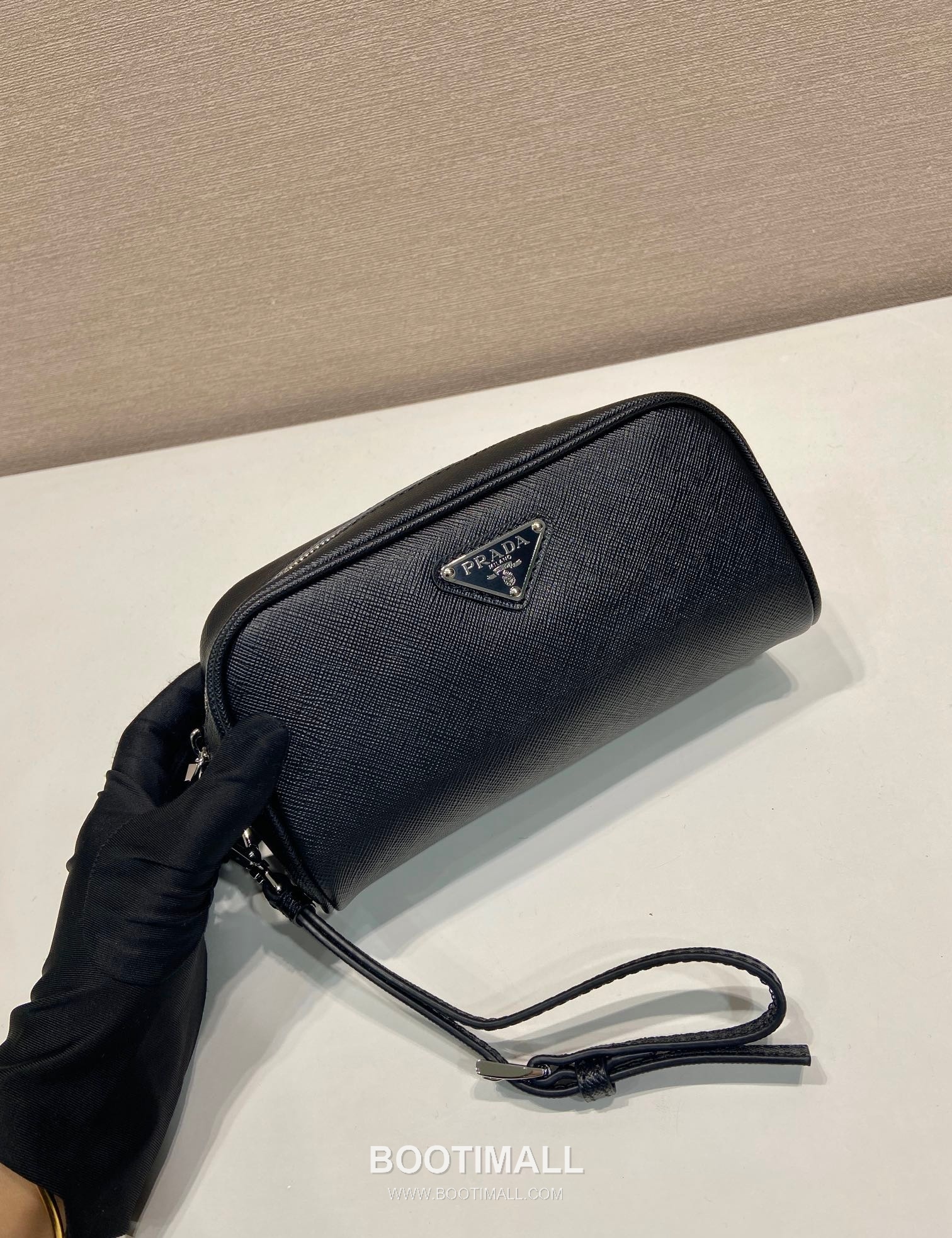 Prada Saffiano Small Pouch Saffiano Leather Black 프라다 사피아노 스몰 파우치 2NE045 사피아노 가죽 블랙 20cm 3