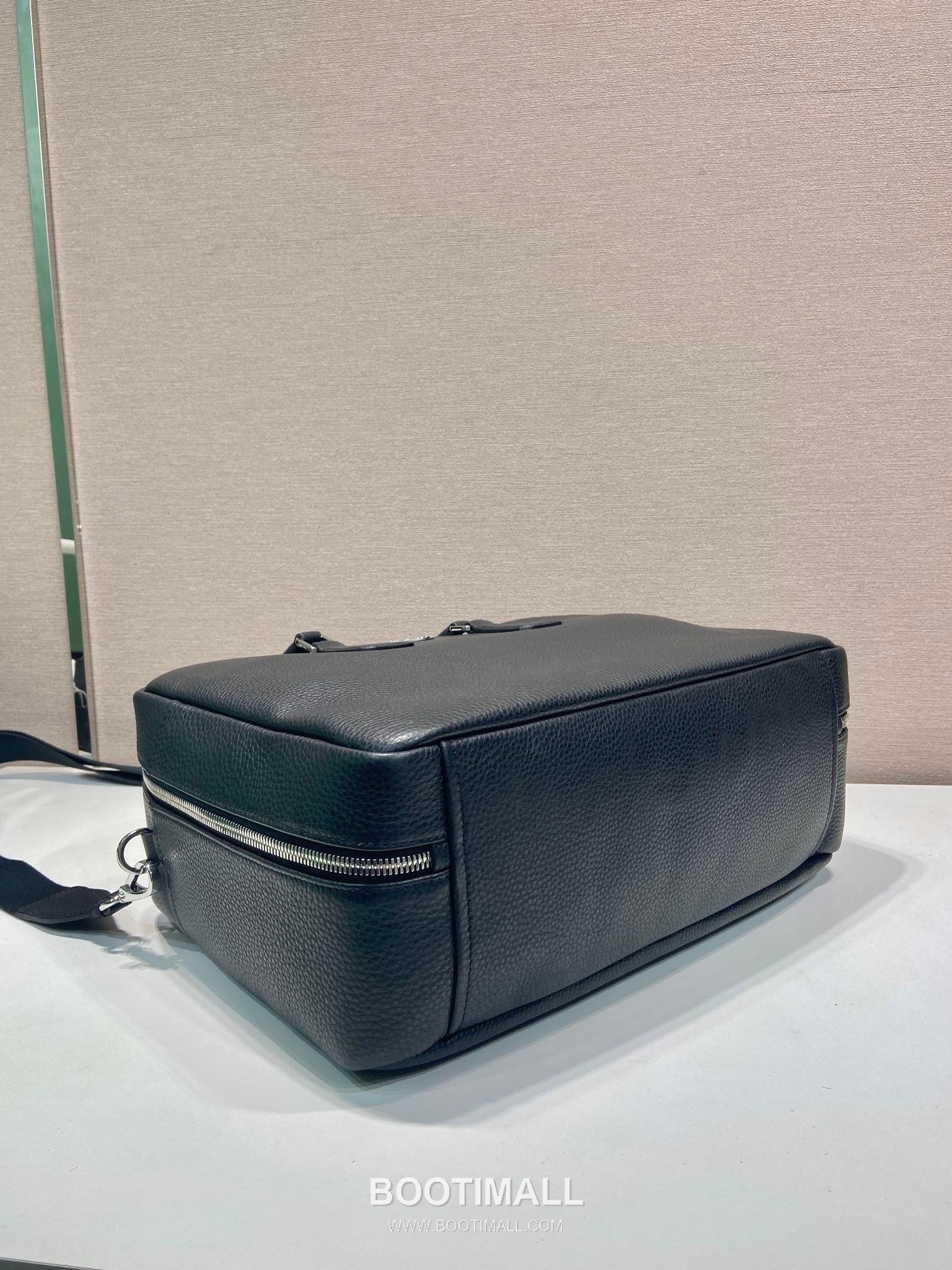 Prada Briefcase Deerskin-Embossed Cowhide Leather Black 프라다 2VE339 브리프케이스 디어스킨 엠보싱 소가죽 블랙 40cm 6