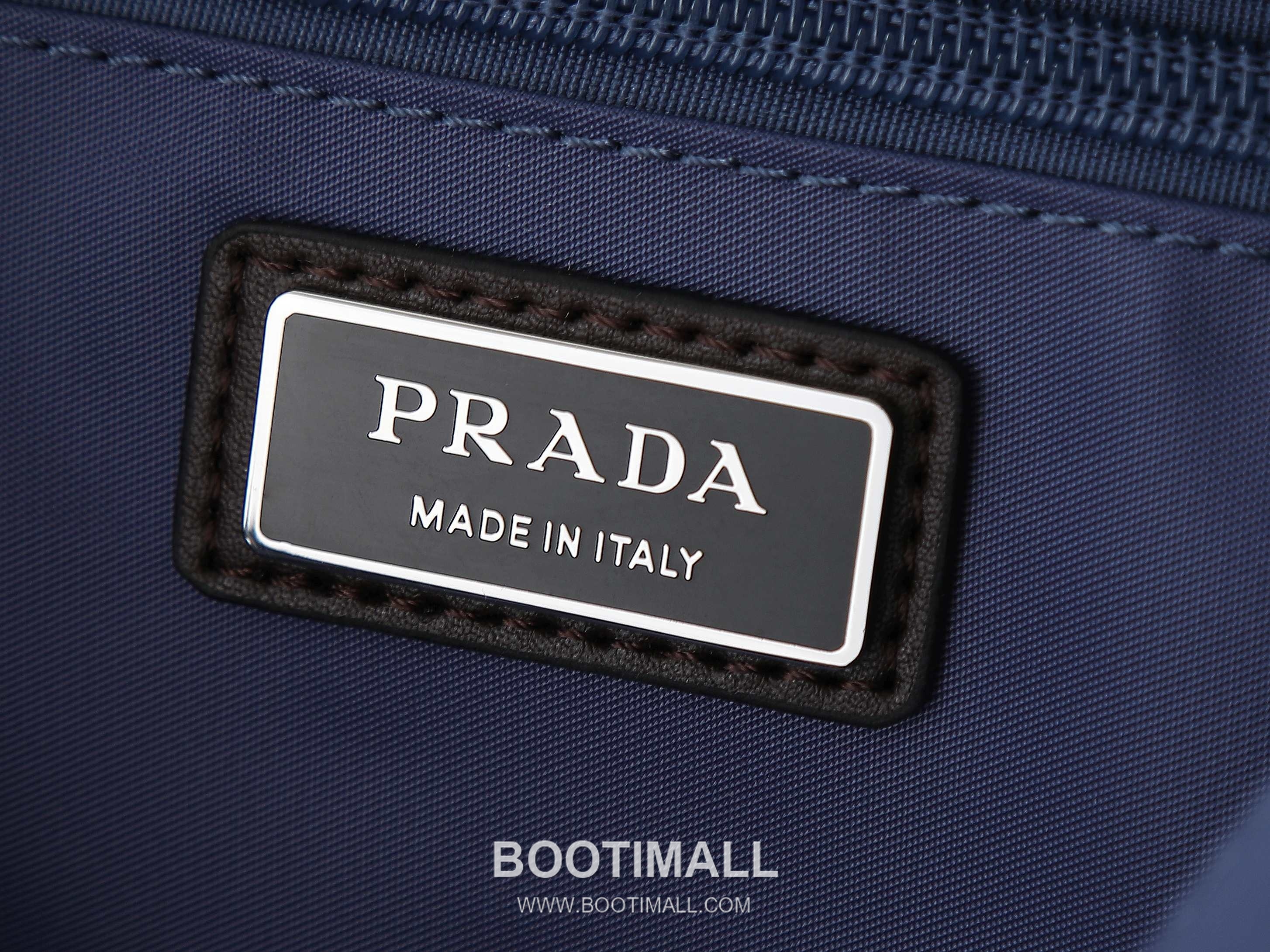Prada Explore Flap Bag Recycled Nylon, Leather Trim Blue Crossbody Bag 프라다 익스플로어 플랩 백 2VD081 리사이클 나일론, 가죽 트리밍 블루 크로스백 26cm 8