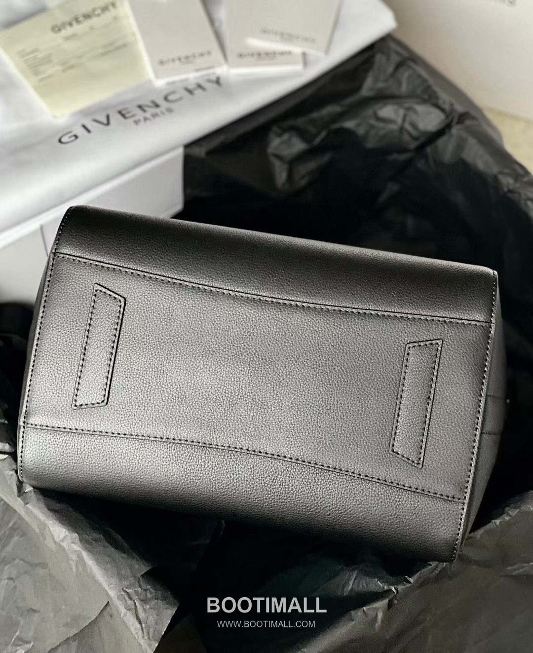 Givenchy Antigona Tote Small Grained Leather Silver Tote Bag 지방시 안티고나 토트 스몰 그레인드 레더 실버 토트백 23cm 4