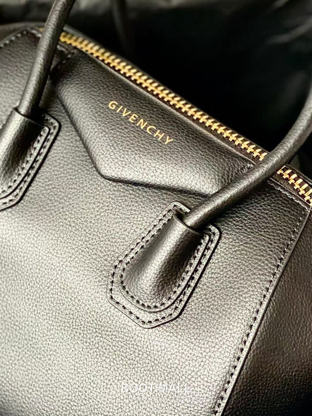 Givenchy Antigona Tote Small Grained Leather Silver Tote Bag 지방시 안티고나 토트 스몰 그레인드 레더 실버 토트백 23cm 7