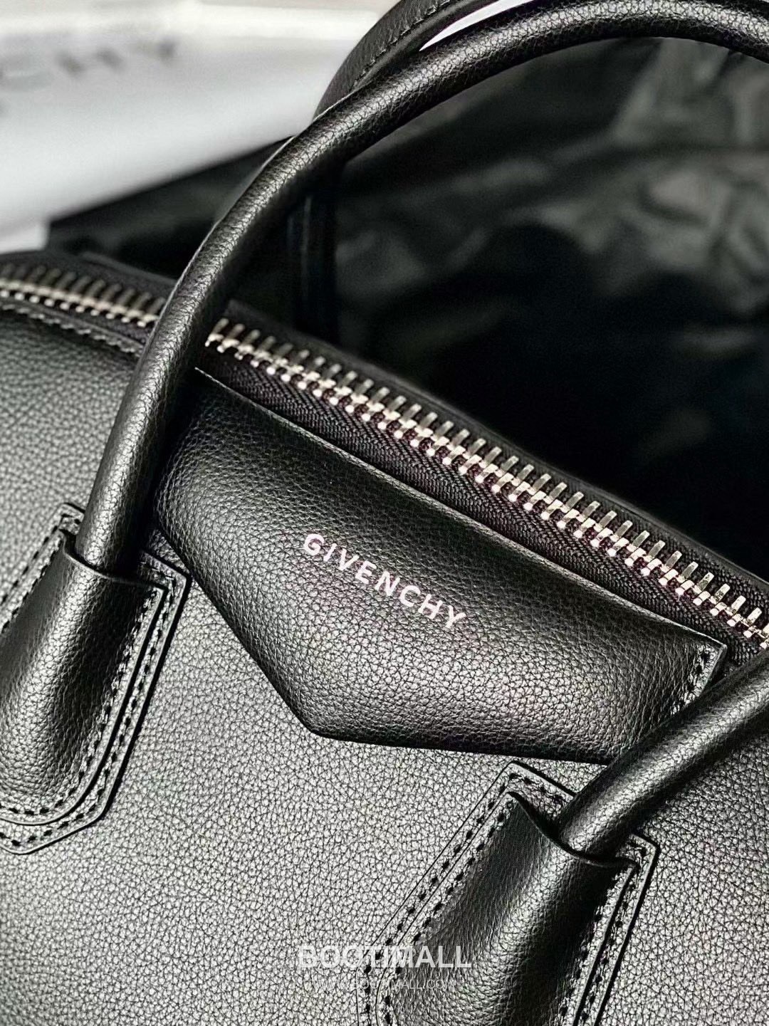 Givenchy Antigona Tote Grained Calfskin Black Tote Bag 지방시 안티고나 토트 그레인드 카프스킨 블랙 토트백 34cm 5