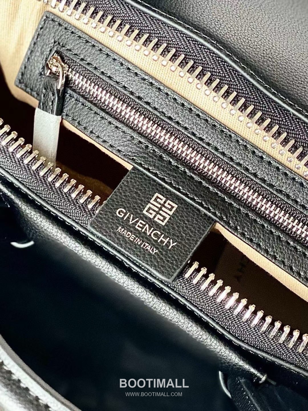 Givenchy Antigona Tote Grained Calfskin Black Tote Bag 지방시 안티고나 토트 그레인드 카프스킨 블랙 토트백 34cm 9