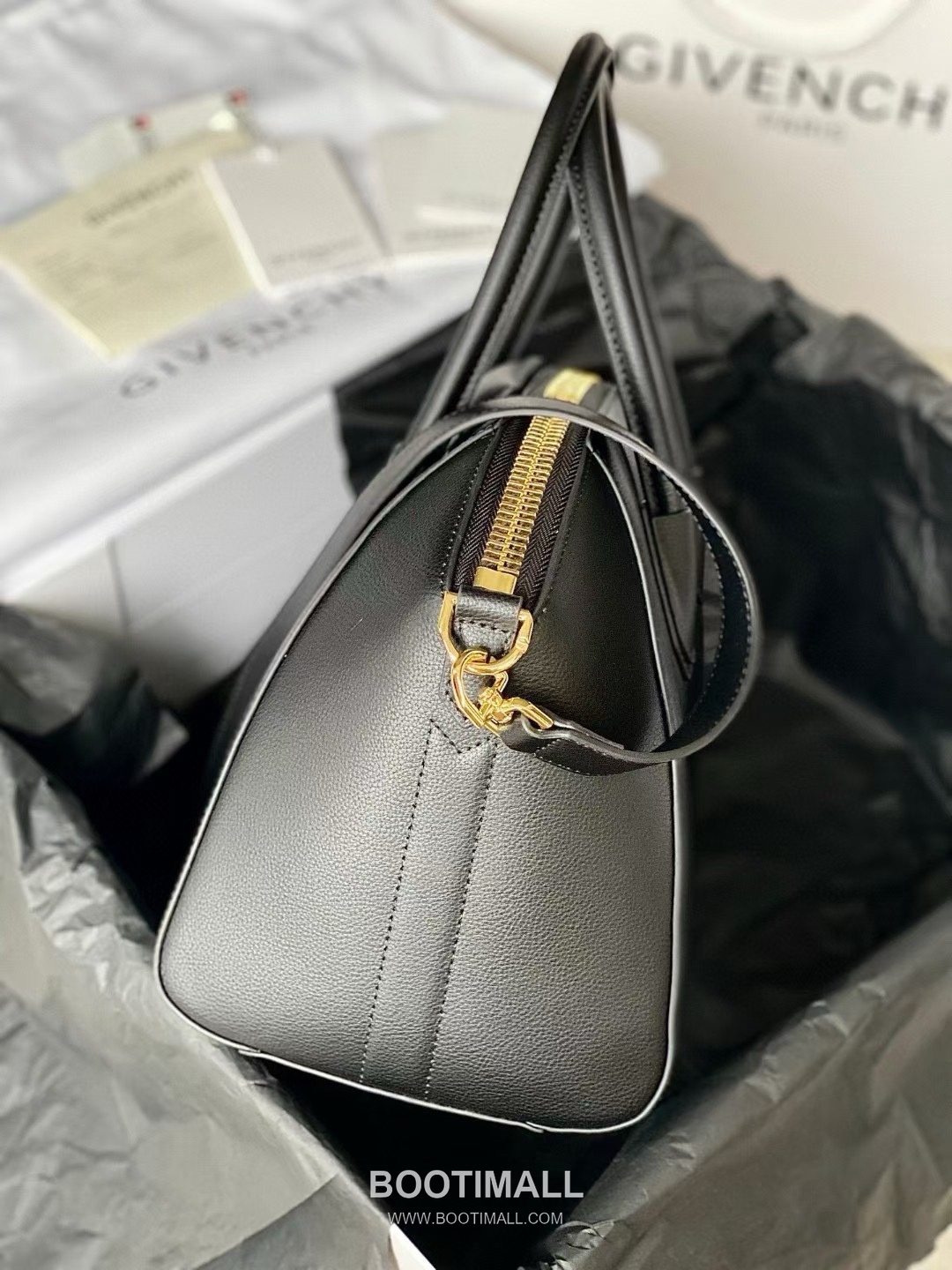 Givenchy Antigona Tote Grained Calfskin Black Tote Bag 지방시 안티고나 토트 그레인드 카프스킨 블랙 토트백 34cm 2