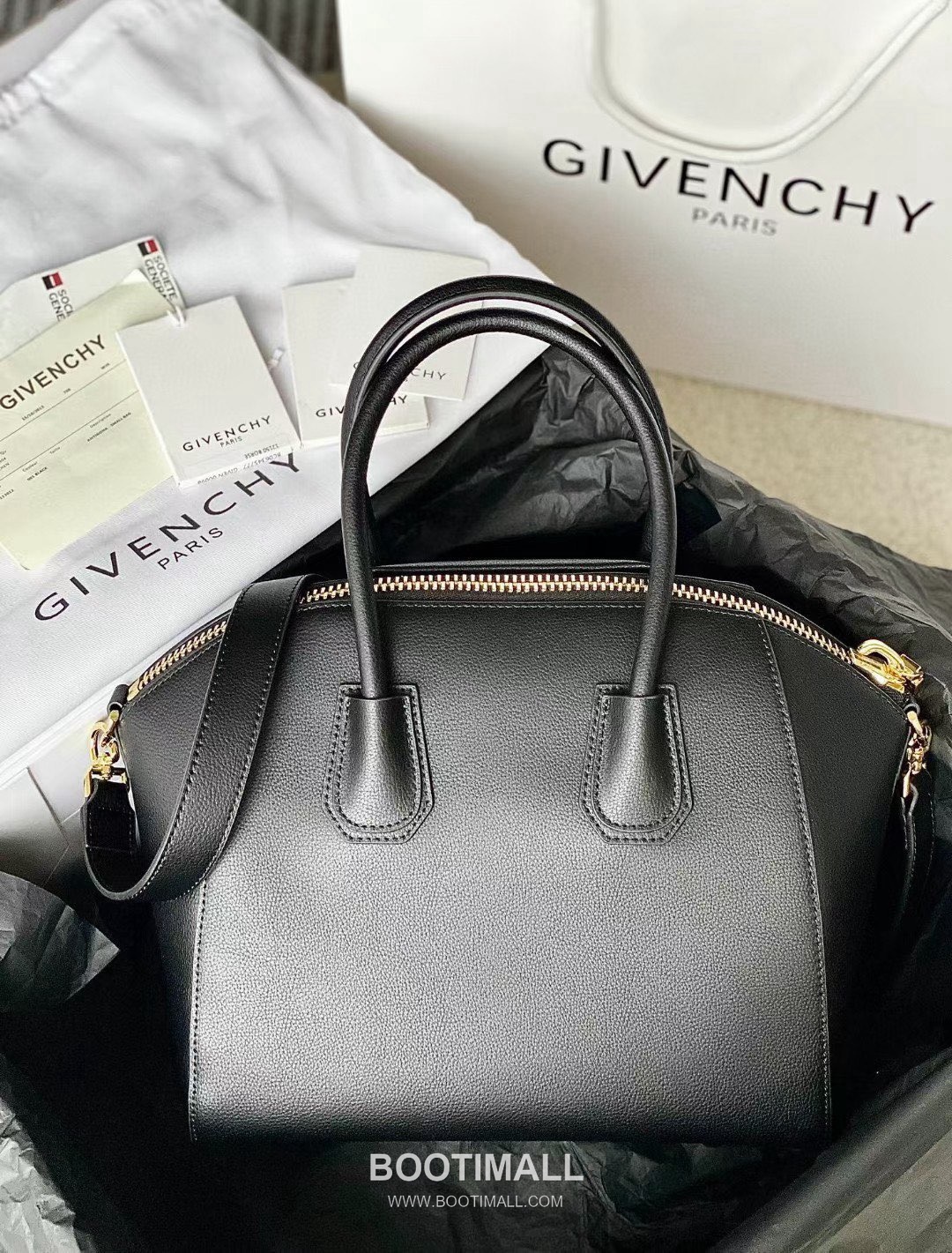Givenchy Antigona Tote Grained Calfskin Black Tote Bag 지방시 안티고나 토트 그레인드 카프스킨 블랙 토트백 34cm 3