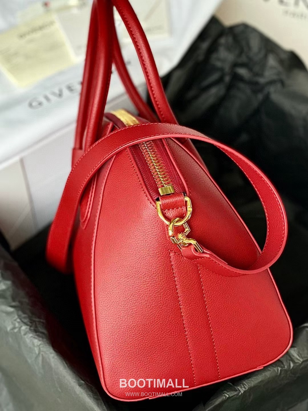 Givenchy Antigona Tote Grained Calfskin Black Tote Bag 지방시 안티고나 토트 그레인드 카프스킨 블랙 토트백 34cm 3