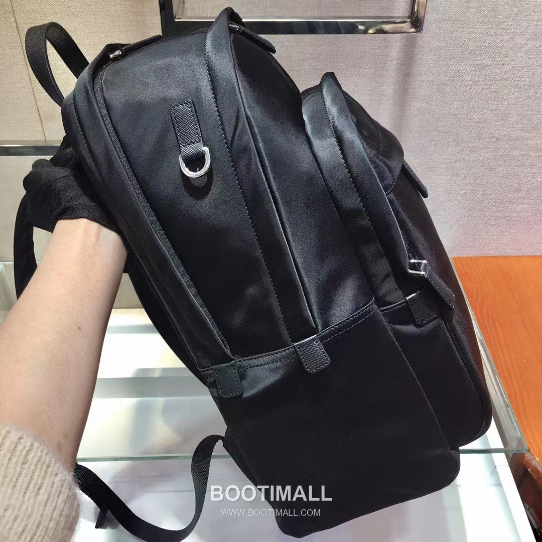 Prada Backpack Nylon, Saffiano Leather Trim Black 프라다 2VZ048 백팩 나일론, 사피아노 가죽 트리밍 블랙 43.5cm 5