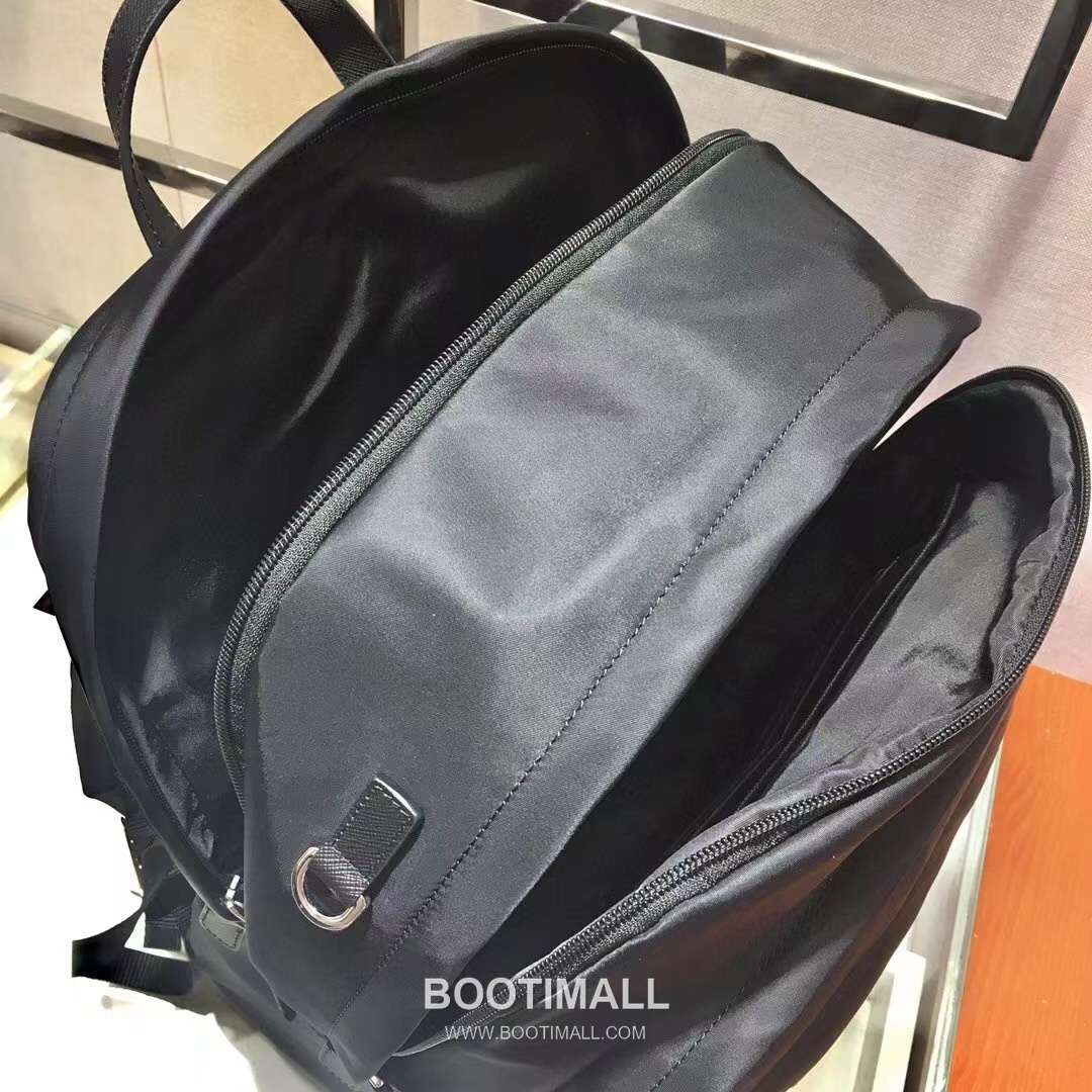 Prada Backpack Nylon, Saffiano Leather Trim Black 프라다 2VZ048 백팩 나일론, 사피아노 가죽 트리밍 블랙 43.5cm 7