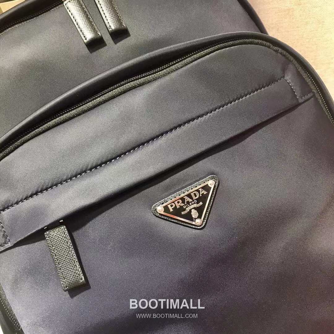 Prada Backpack Nylon, Saffiano Leather Trim Black 프라다 2VZ048 백팩 나일론, 사피아노 가죽 트리밍 블랙 43.5cm 5