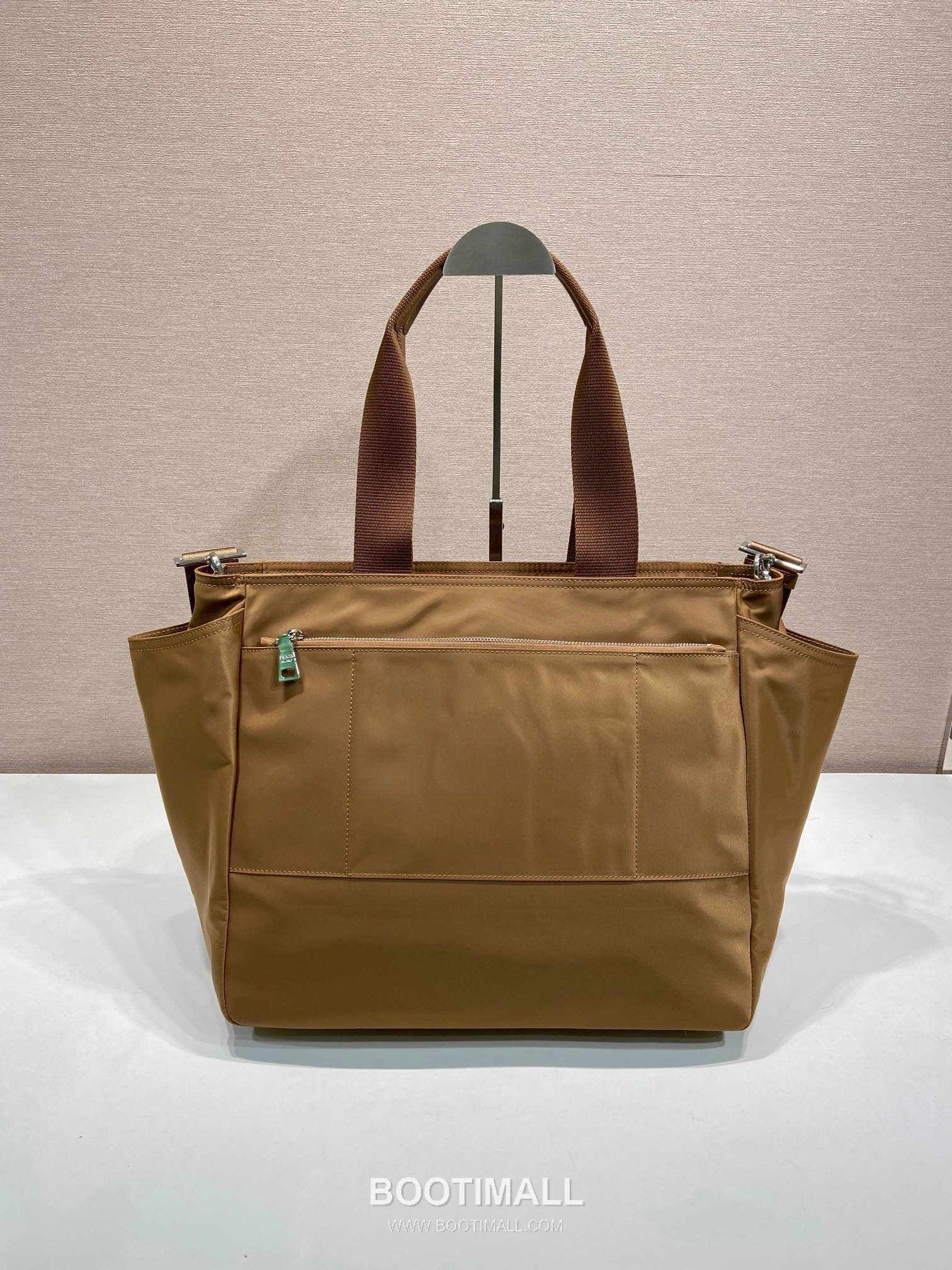 Prada Classic Mommy Bag Nylon Brandy Tote Bag 프라다 클래식 맘미 백 나일론 브랜디 토트백 35cm 5