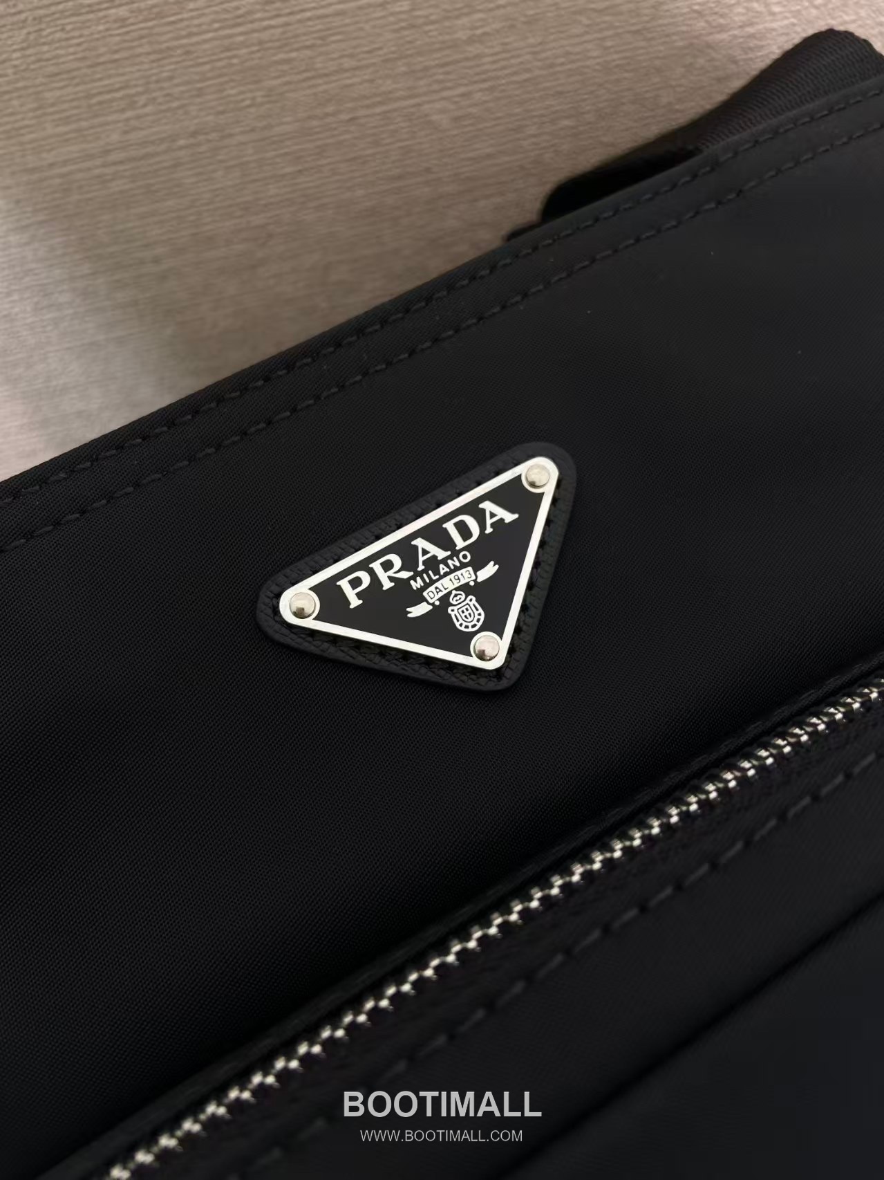 Prada Re-Nylon Tote Bag Re-Nylon Black 프라다 리나일론 토트백 1BG582 리나일론 블랙 26cm 9