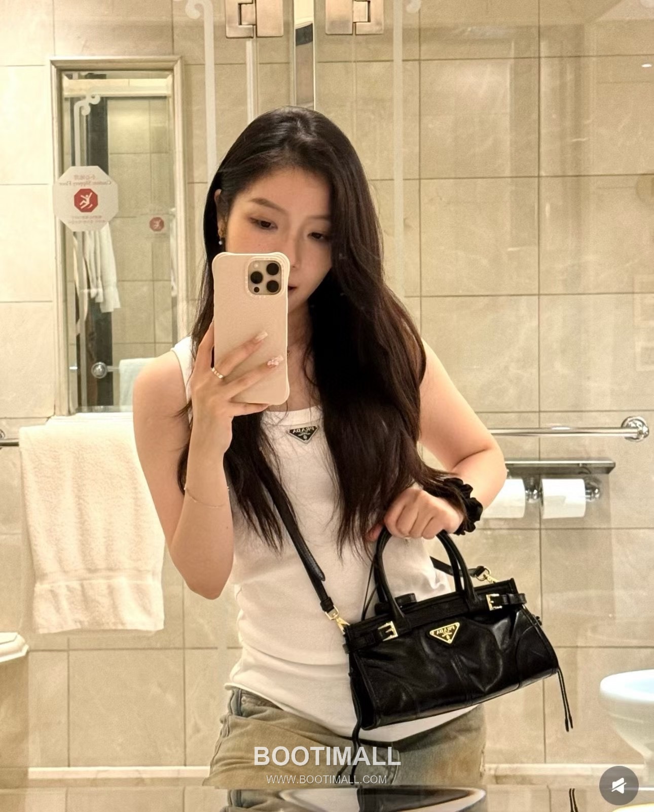 Prada Soft Lux Mini Bag Oiled Wax Leather Black Top Handle Bag 프라다 소프트 럭스 미니 백 오일드 왁스 레더 블랙 탑핸들백 23.5cm 2