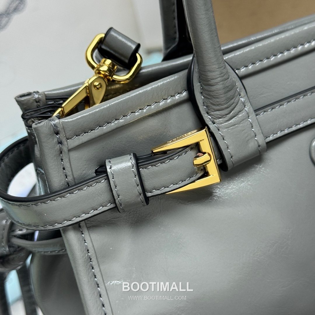 Prada Soft Lux Mini Bag Oiled Wax Leather Black Top Handle Bag 프라다 소프트 럭스 미니 백 오일드 왁스 레더 블랙 탑핸들백 23.5cm 6